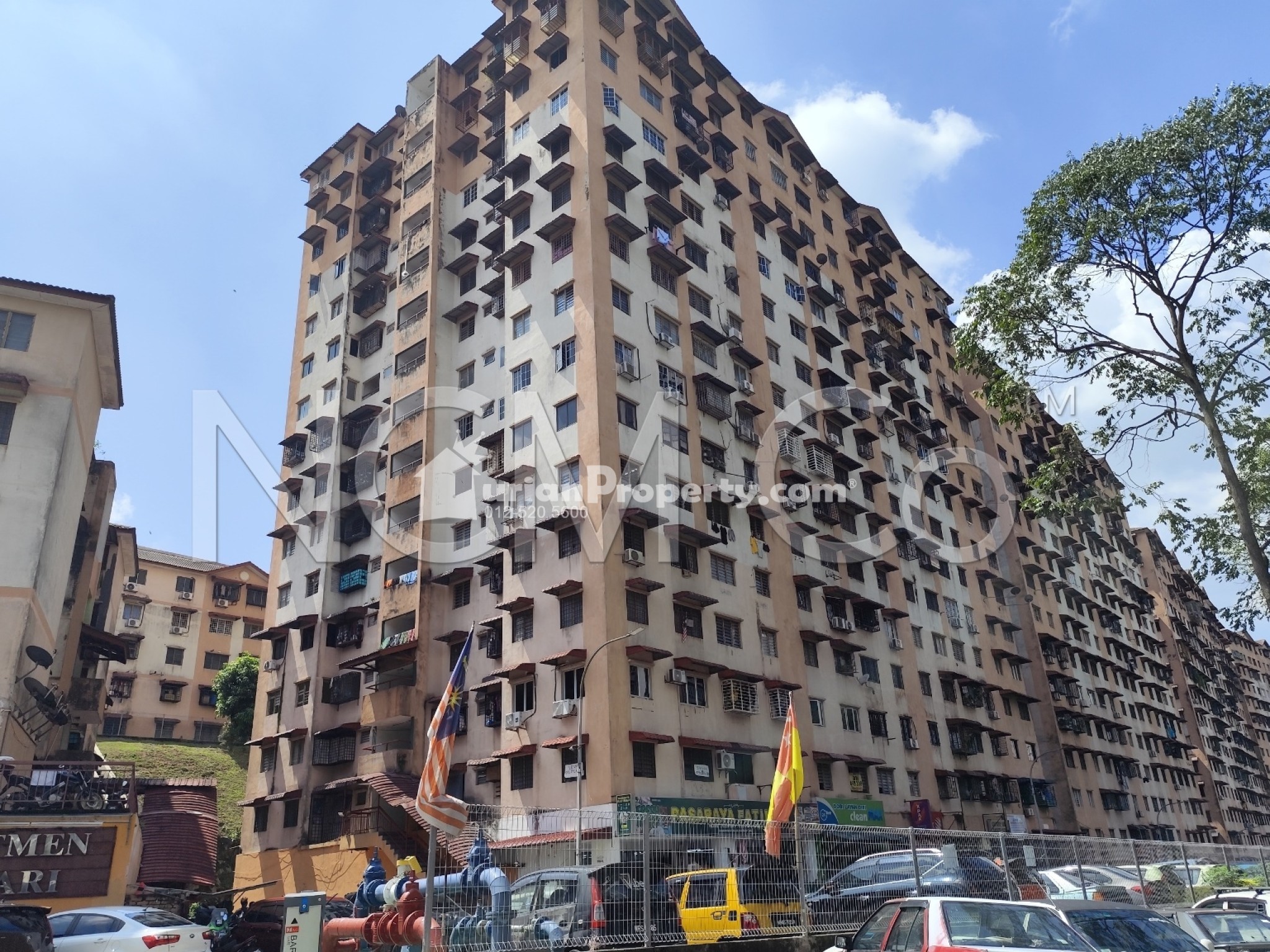 Apartment For Auction at Apartment Lestari