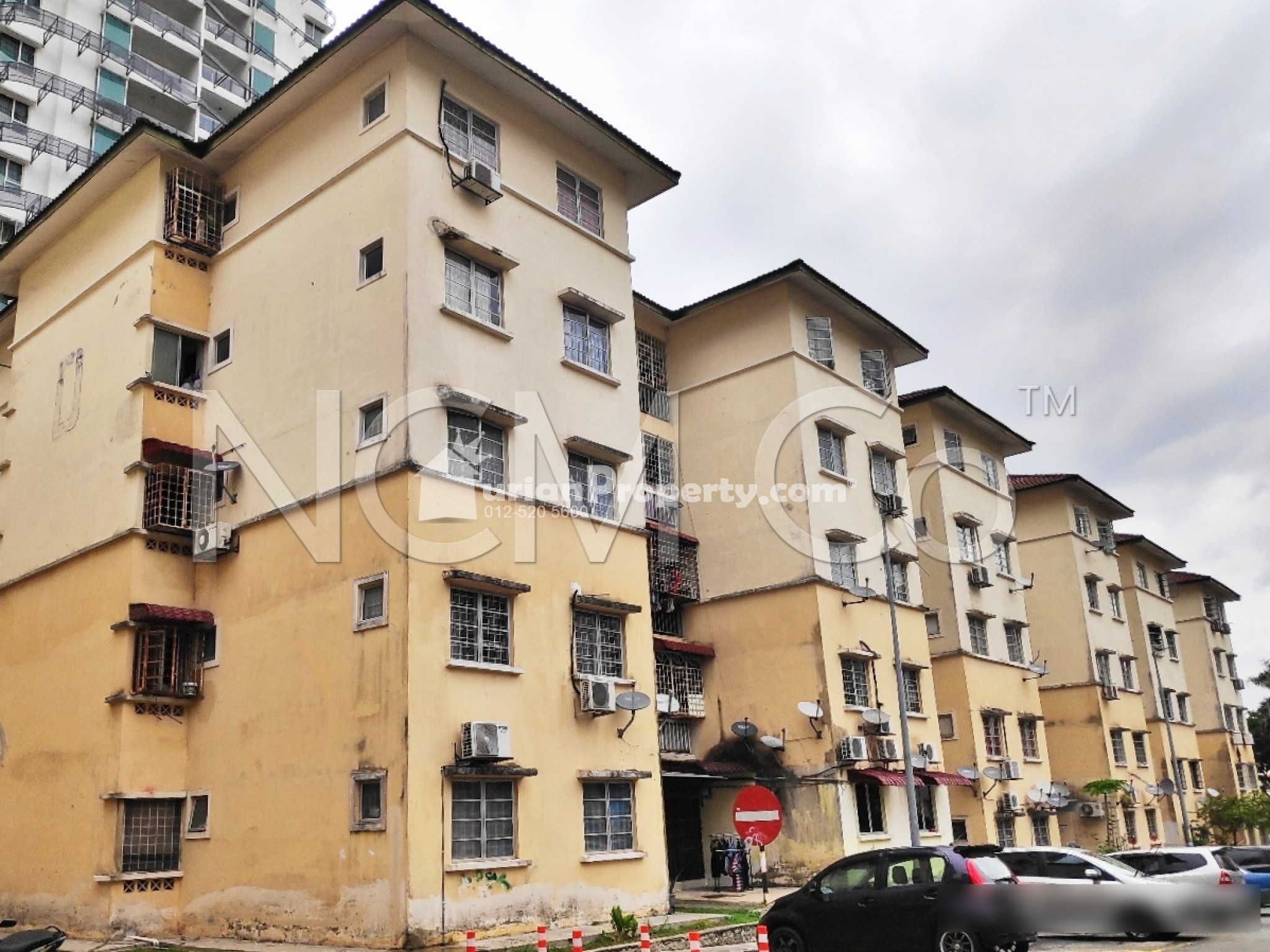 Apartment For Auction at Indah Apartment