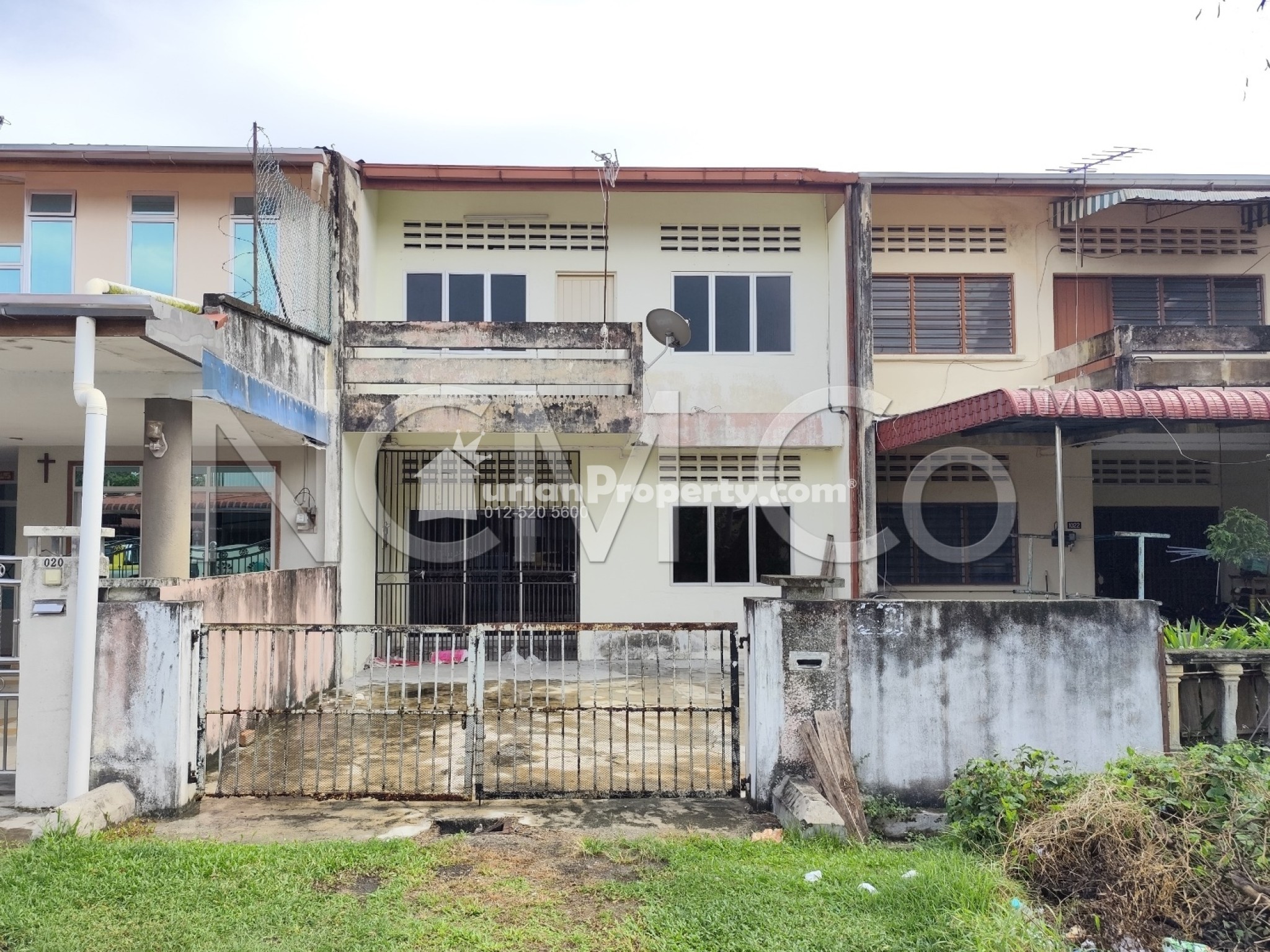 Terrace House For Auction at Ayer Tawar