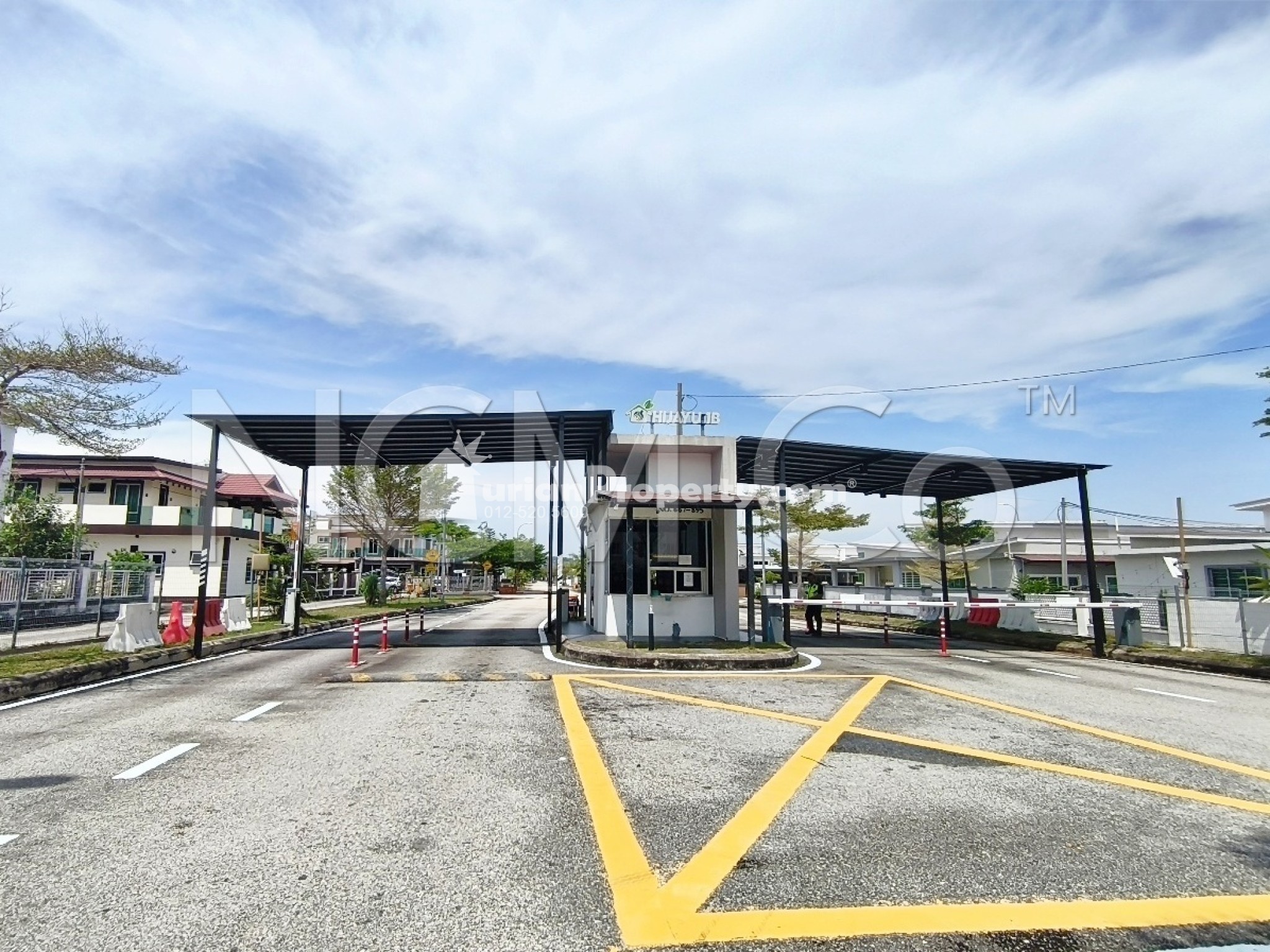Terrace House For Auction at Hijayu 1