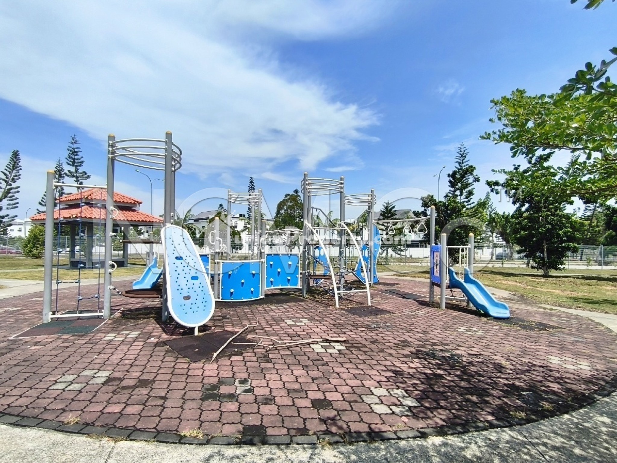 Terrace House For Auction at Hijayu 1