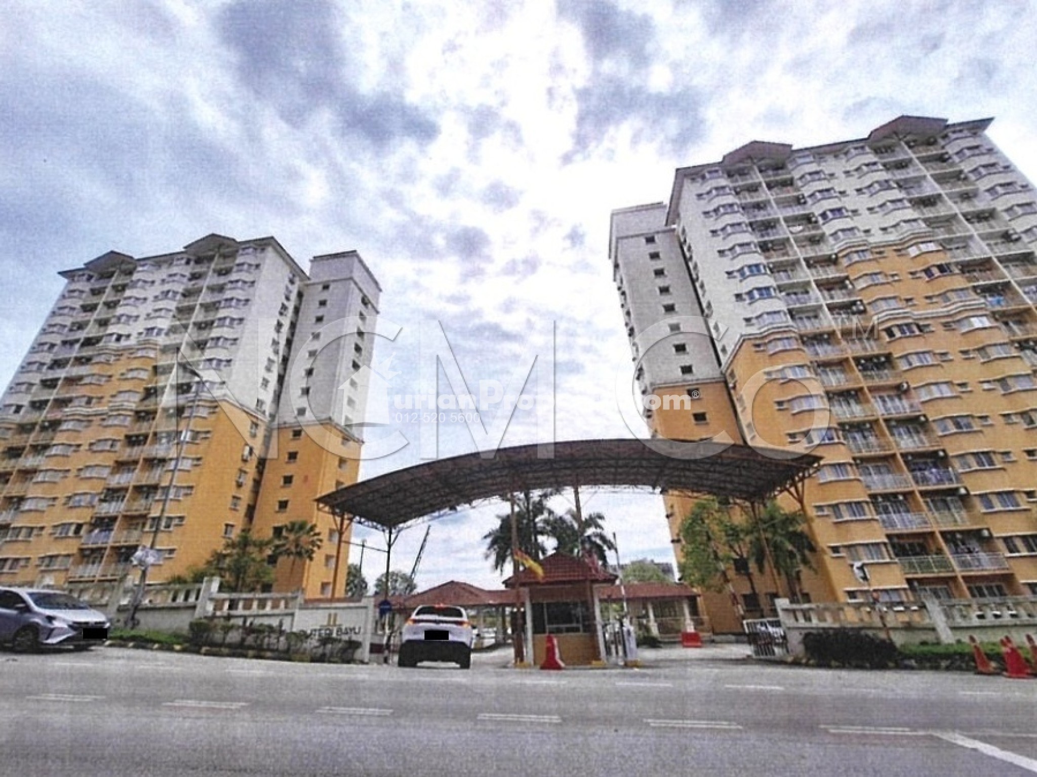 Apartment For Auction at Puteri Bayu
