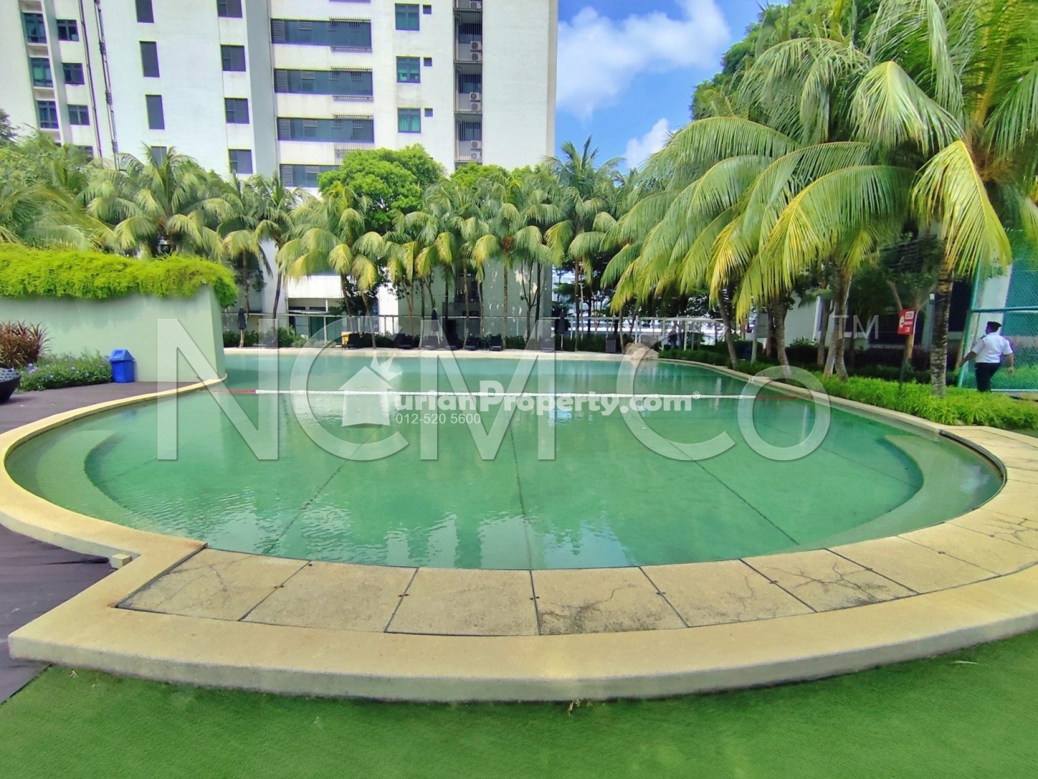 Condo For Auction at LaCosta
