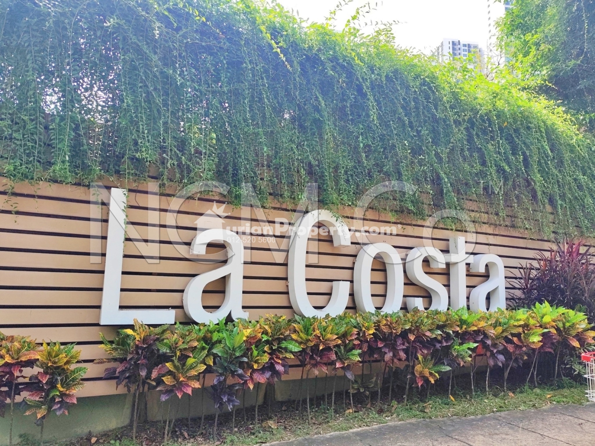 Condo For Auction at LaCosta