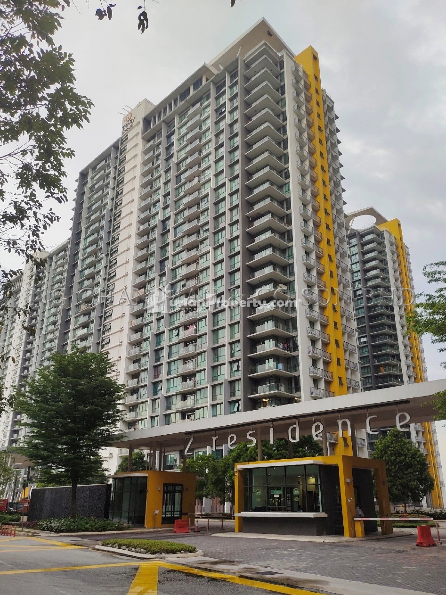 Condo For Auction at The Z Residence
