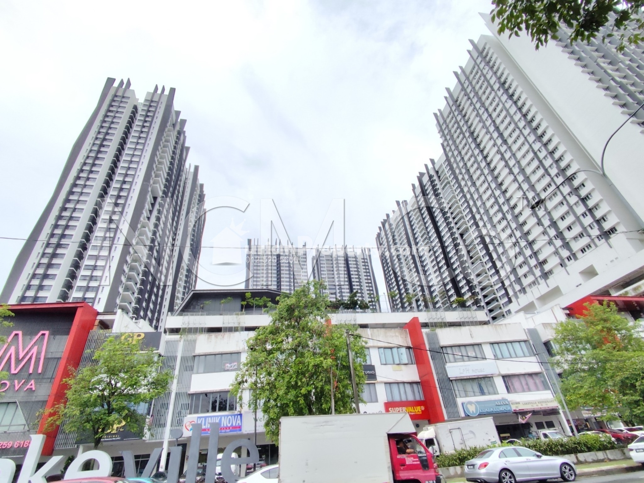 Serviced Residence For Auction at Lakeville Residence