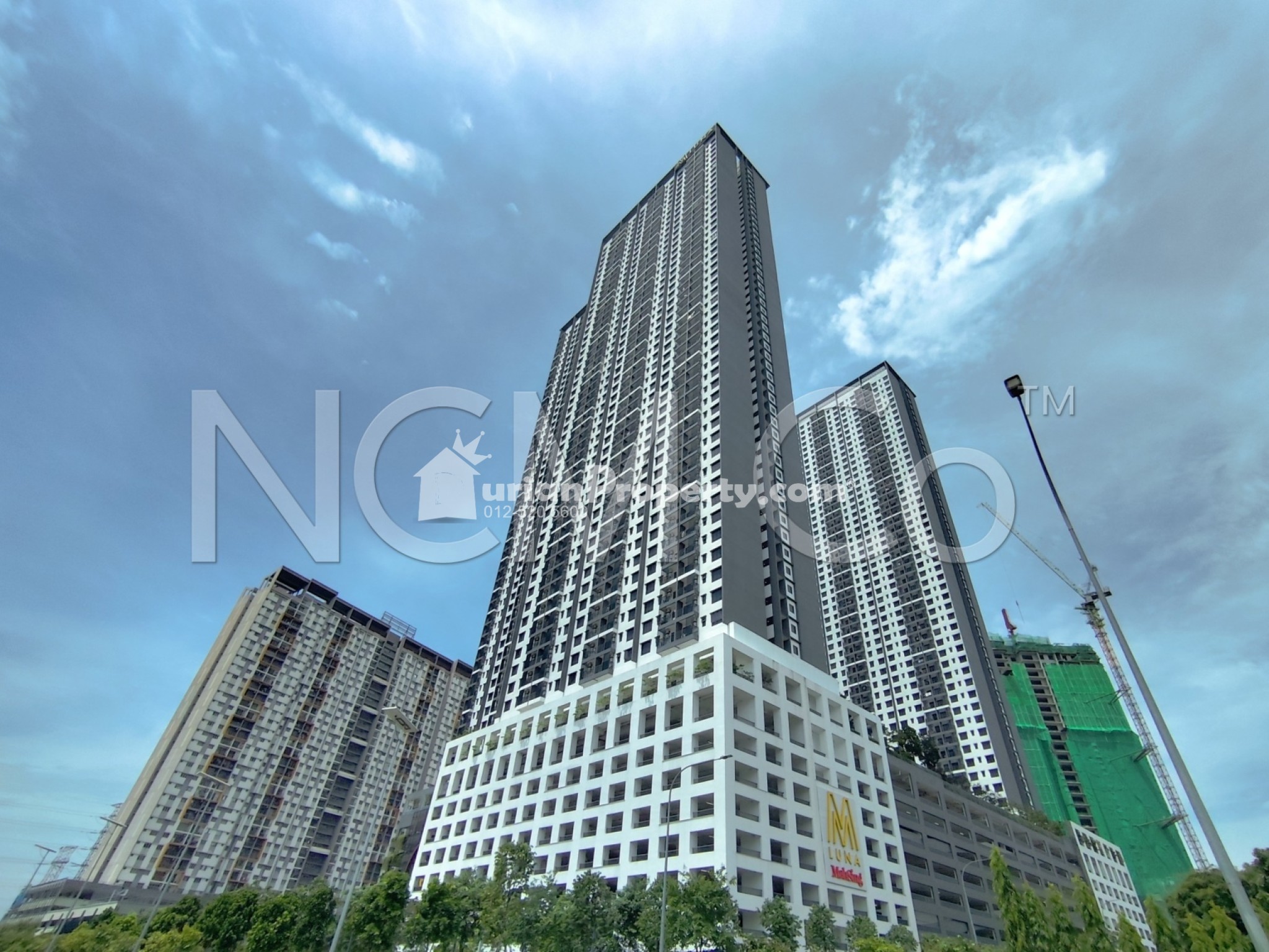 Serviced Residence For Auction at M Luna