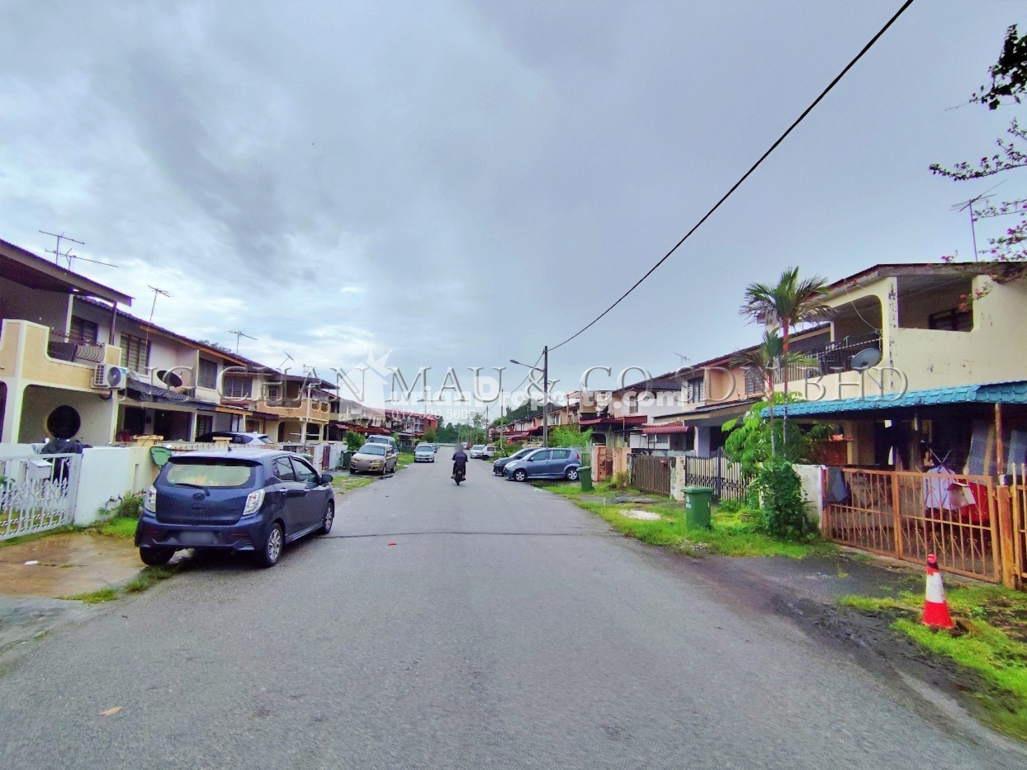 Terrace House For Auction at Taman Cempaka