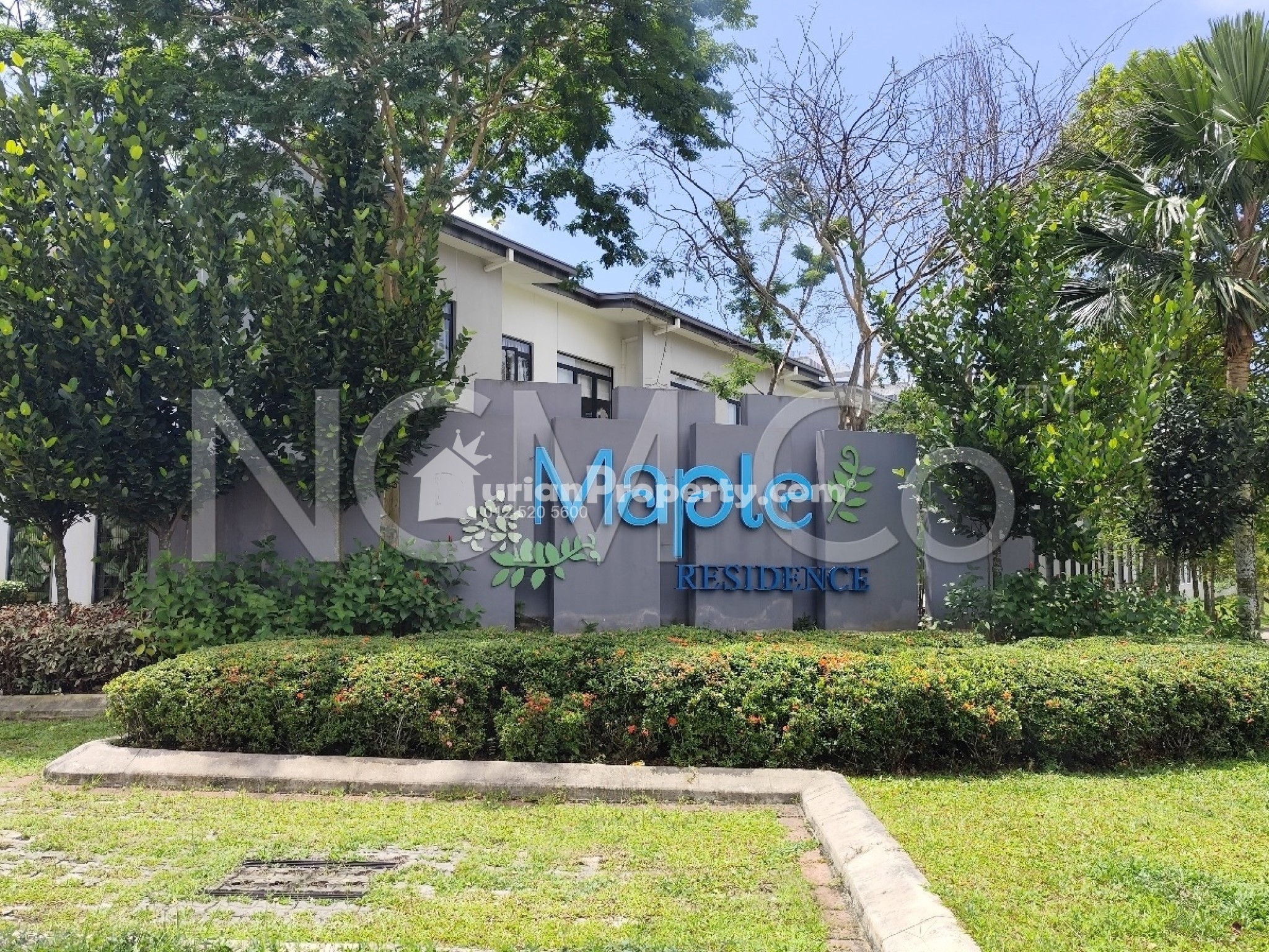 Terrace House For Auction at Maple Residence