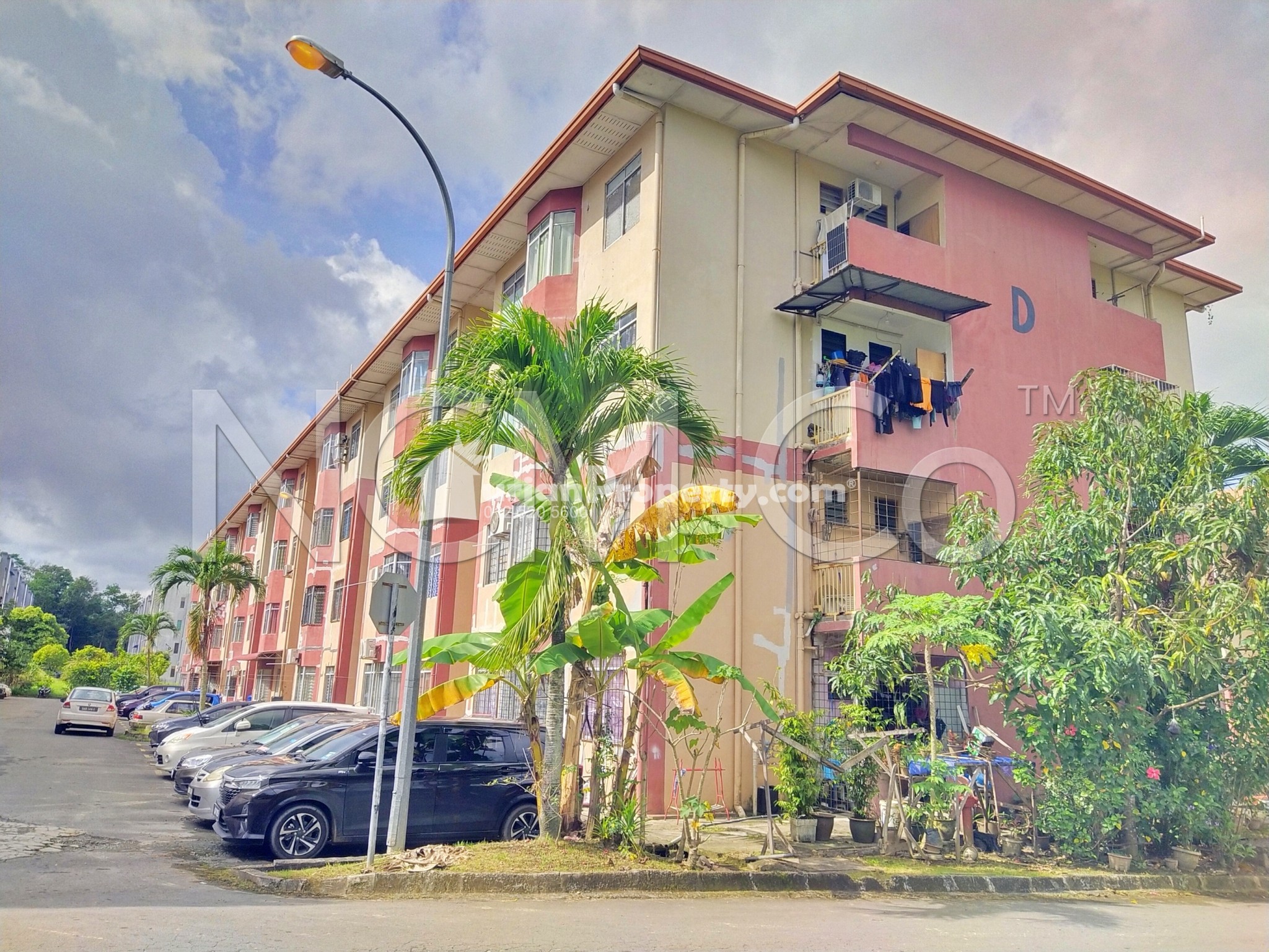 Apartment For Auction at Apartment Tuaran Impian