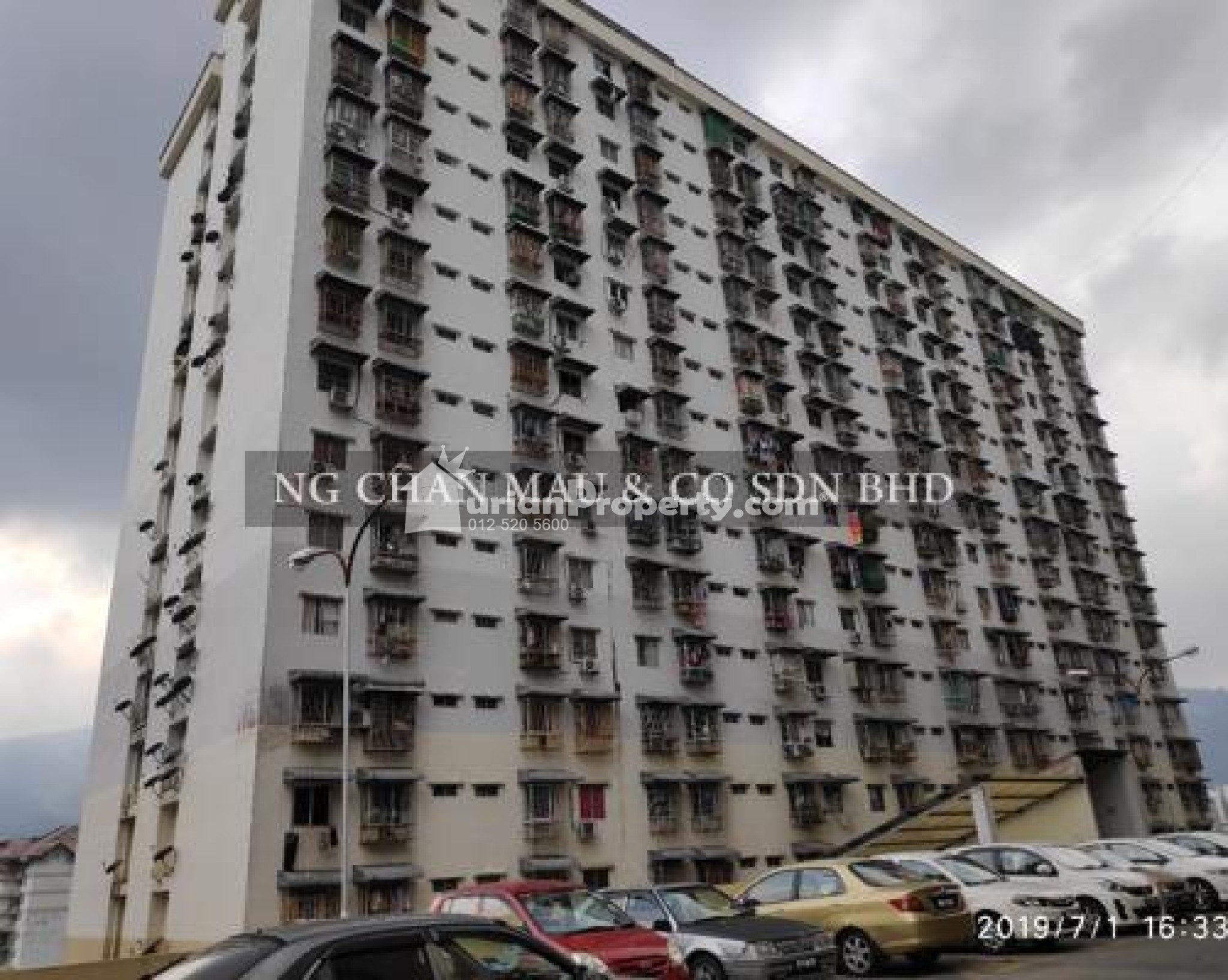 Flat For Auction at Desa Ixora Apartment