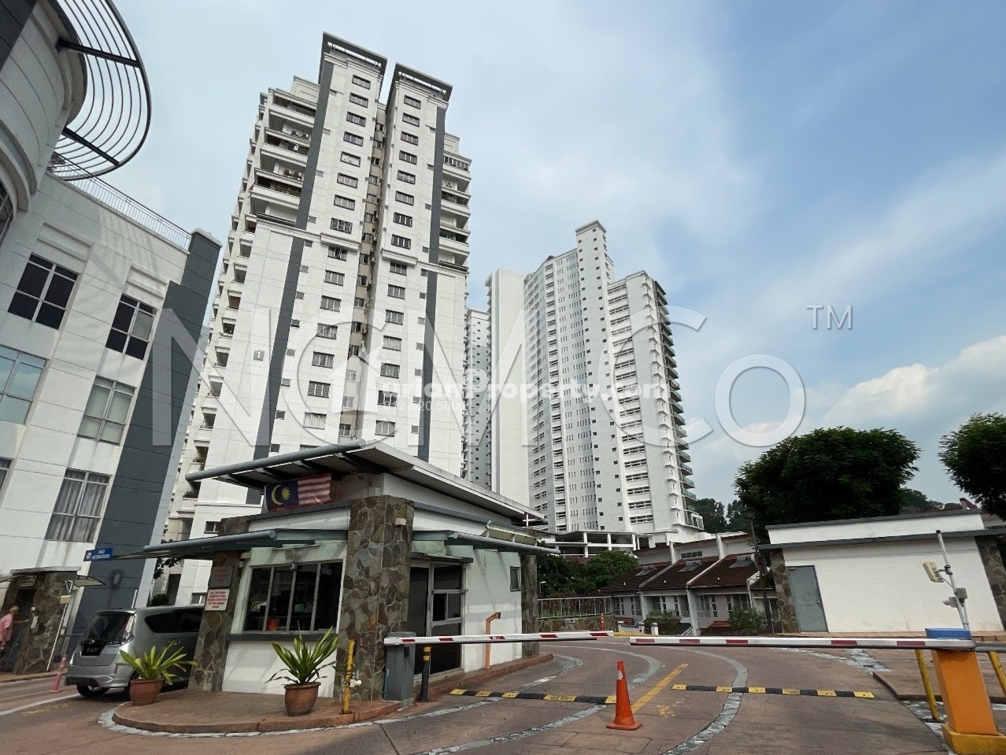 Serviced Residence For Auction at Perdana Emerald Condominium