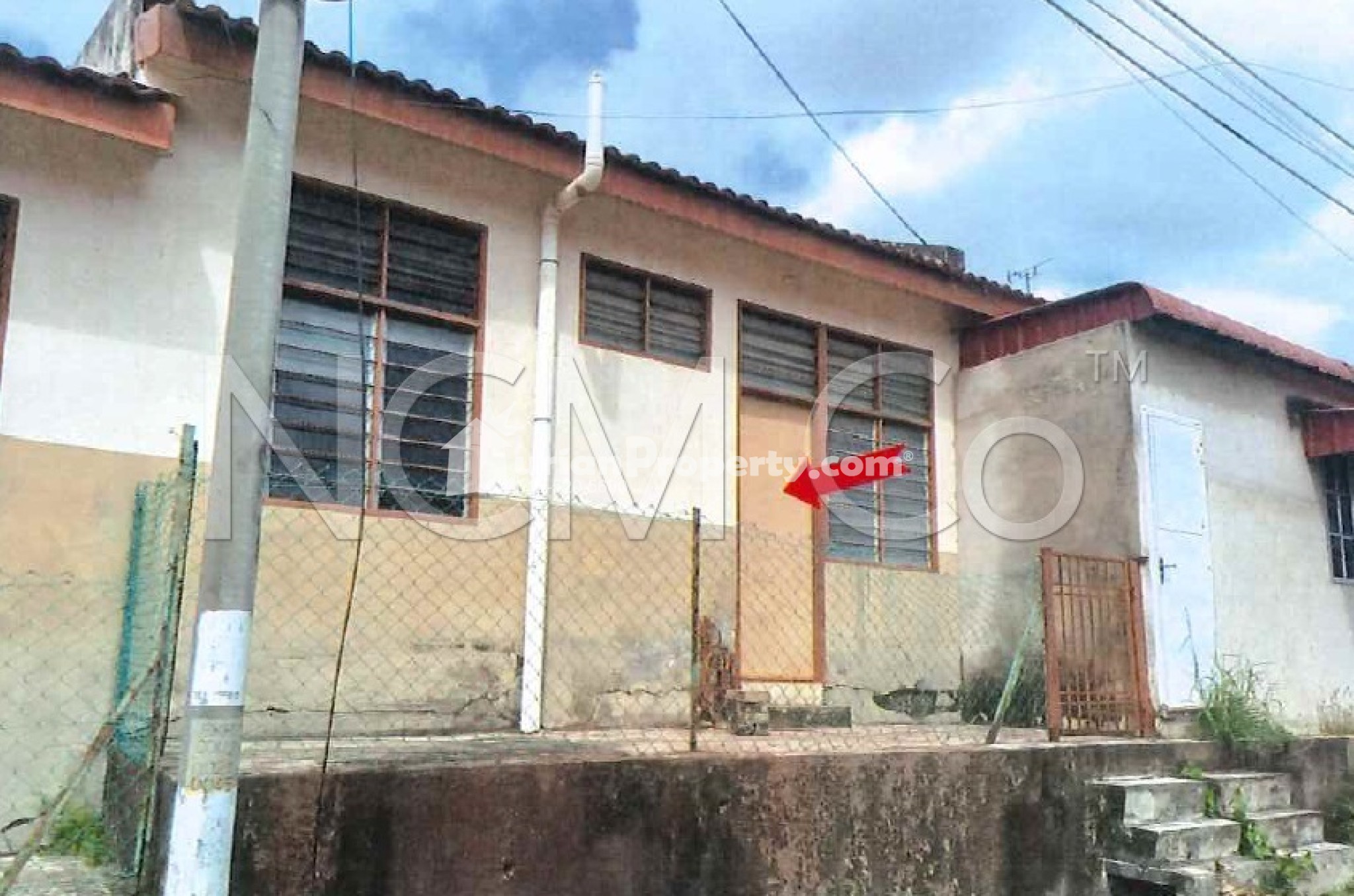 Terrace House For Auction at Desa Bayanmas