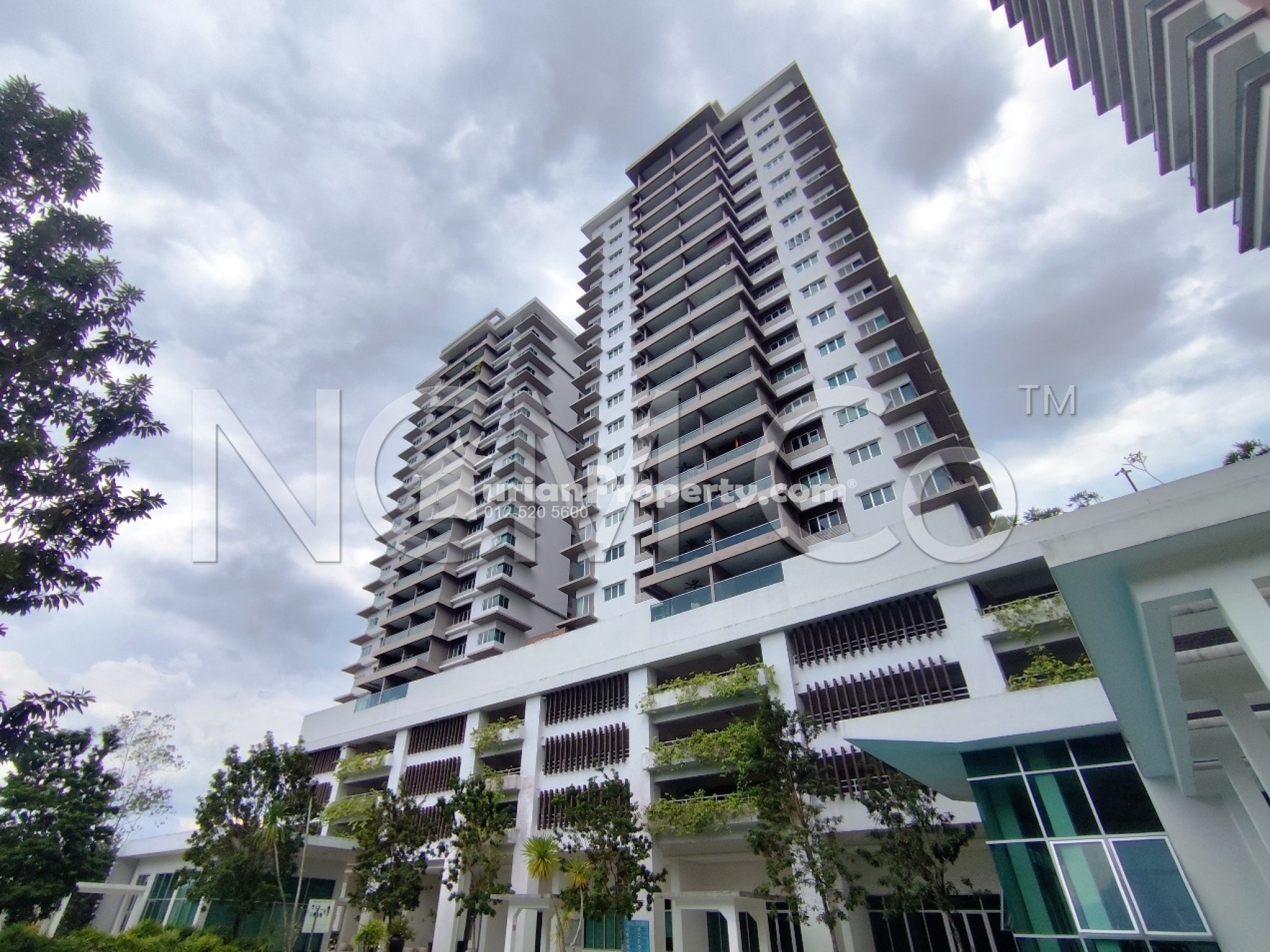 Condo For Auction at Rimba Residence