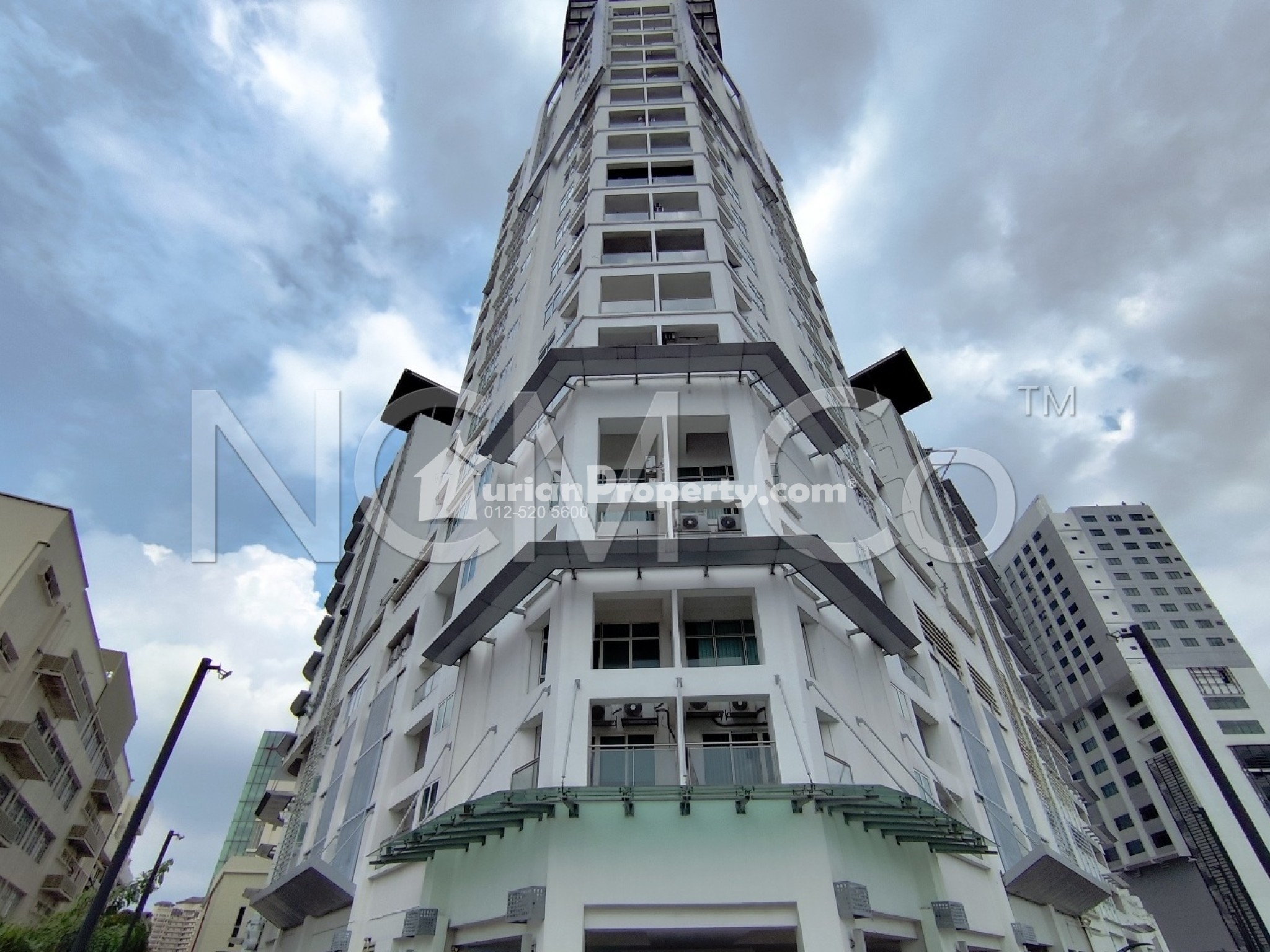 Shop For Auction at V Square