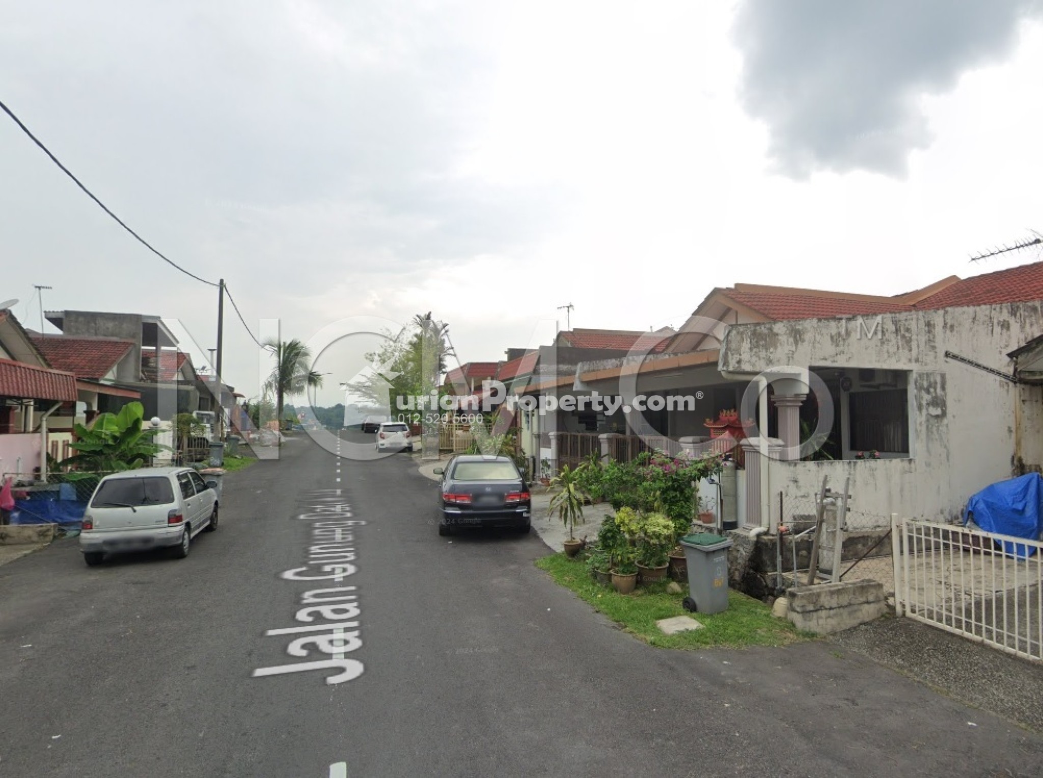 Terrace House For Auction at Taman Angsamas