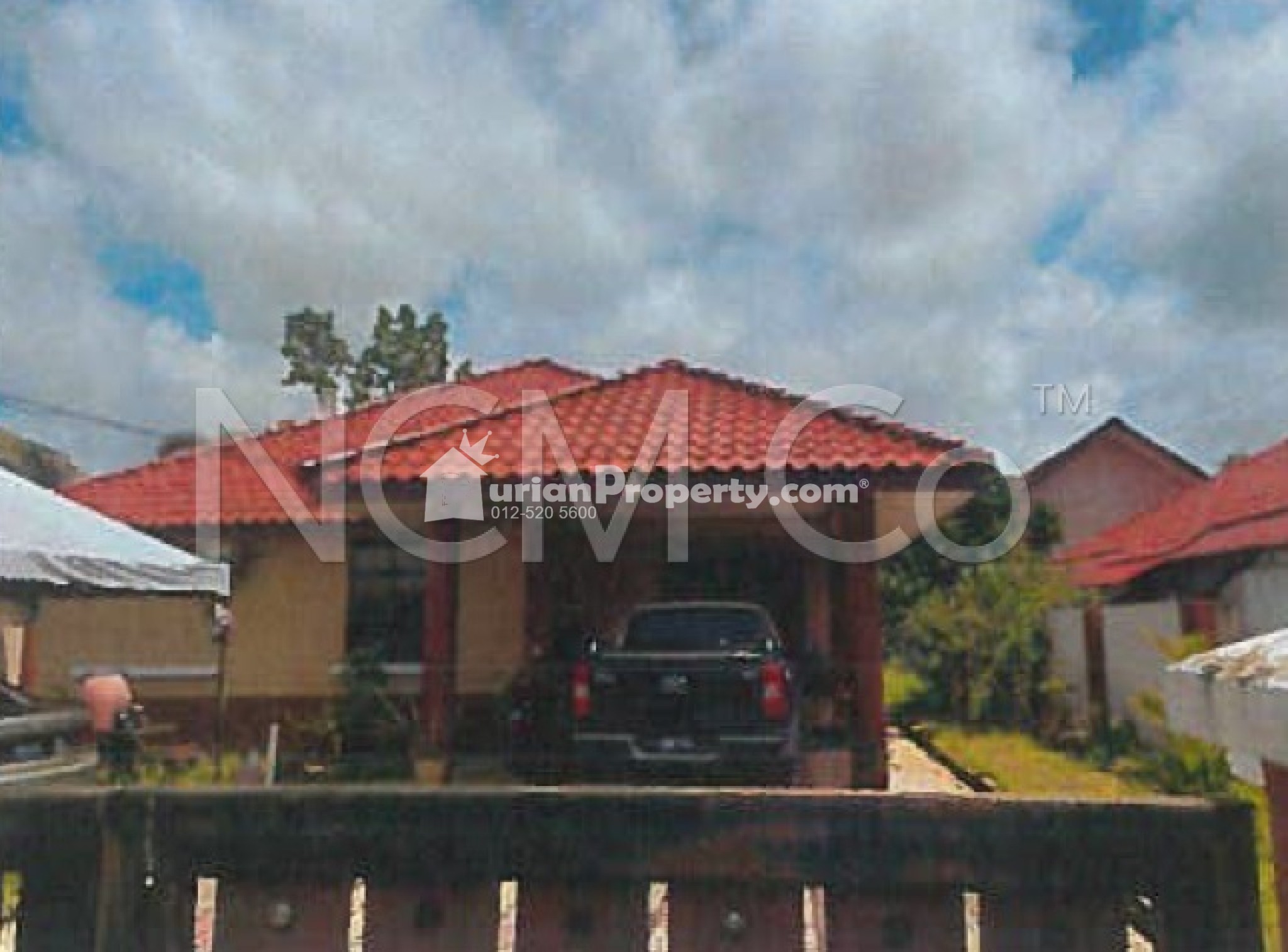 Bungalow House For Auction at Kuala Terengganu Golf Resort