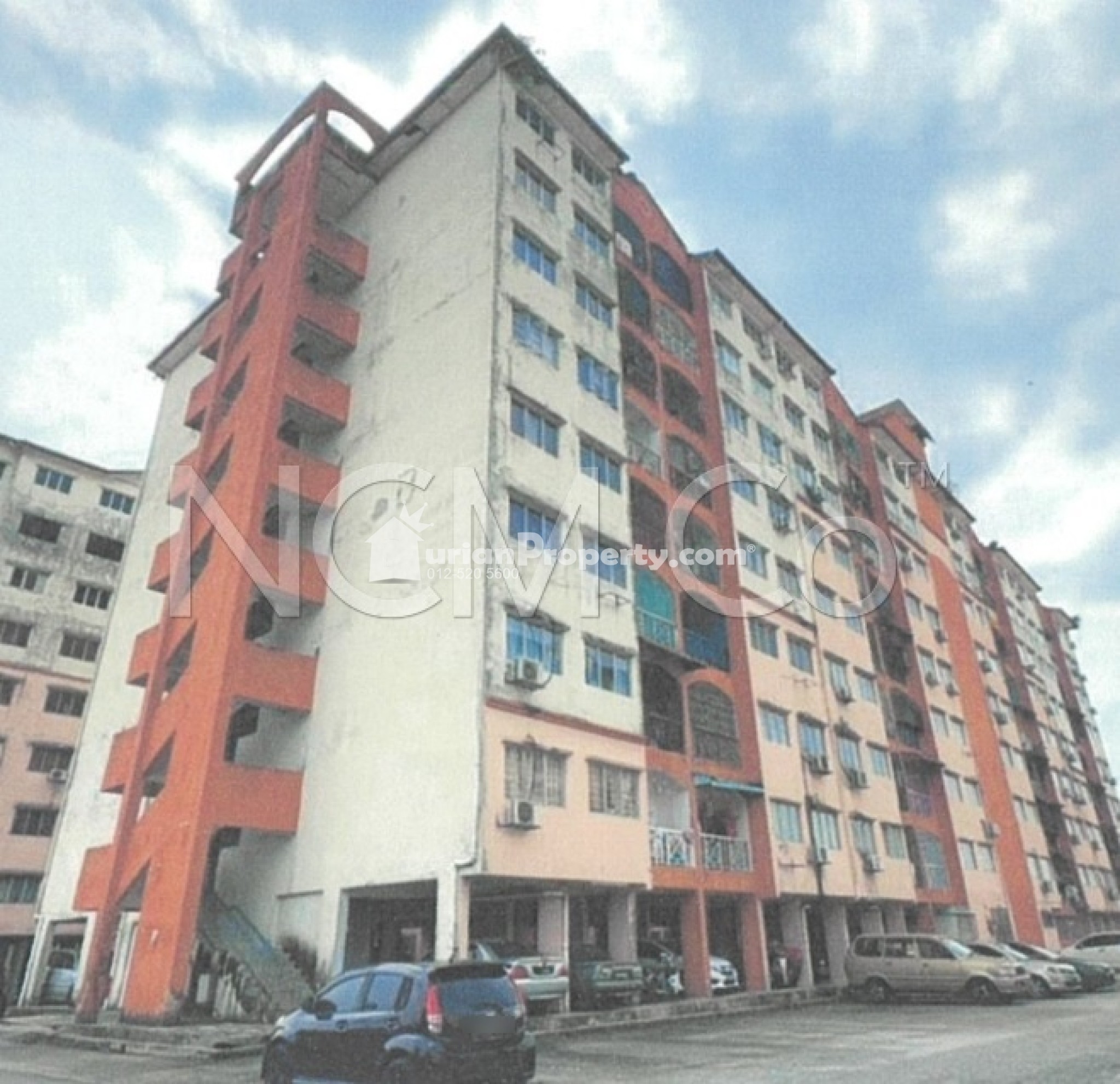 Apartment For Auction at Impian Sentosa