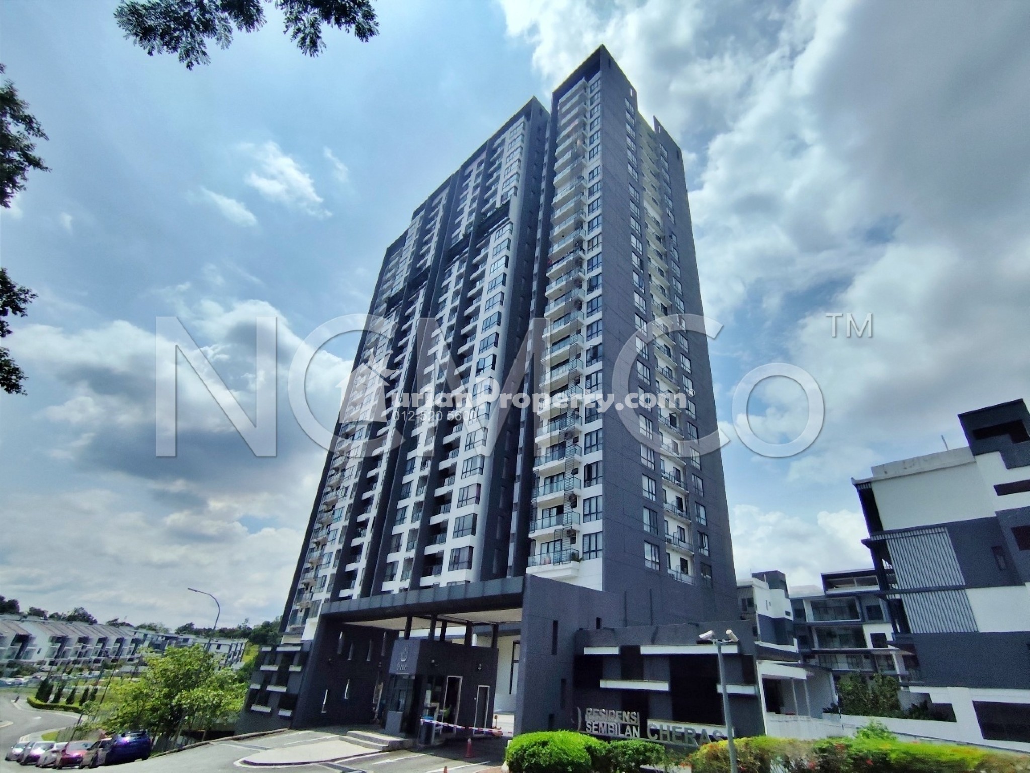 Condo For Auction at 9ine
