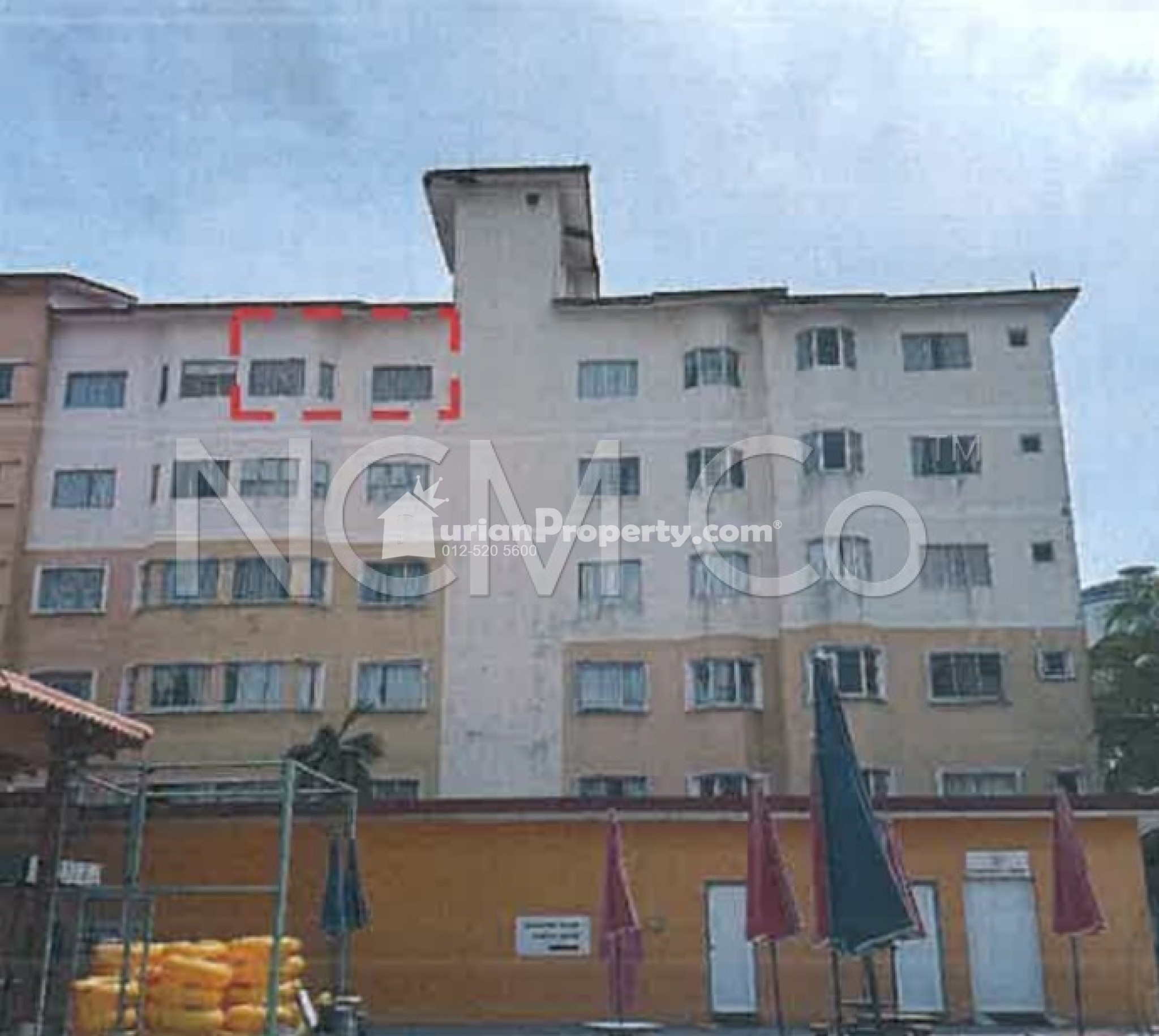 Apartment For Auction at PD Tiara Bay Apartment
