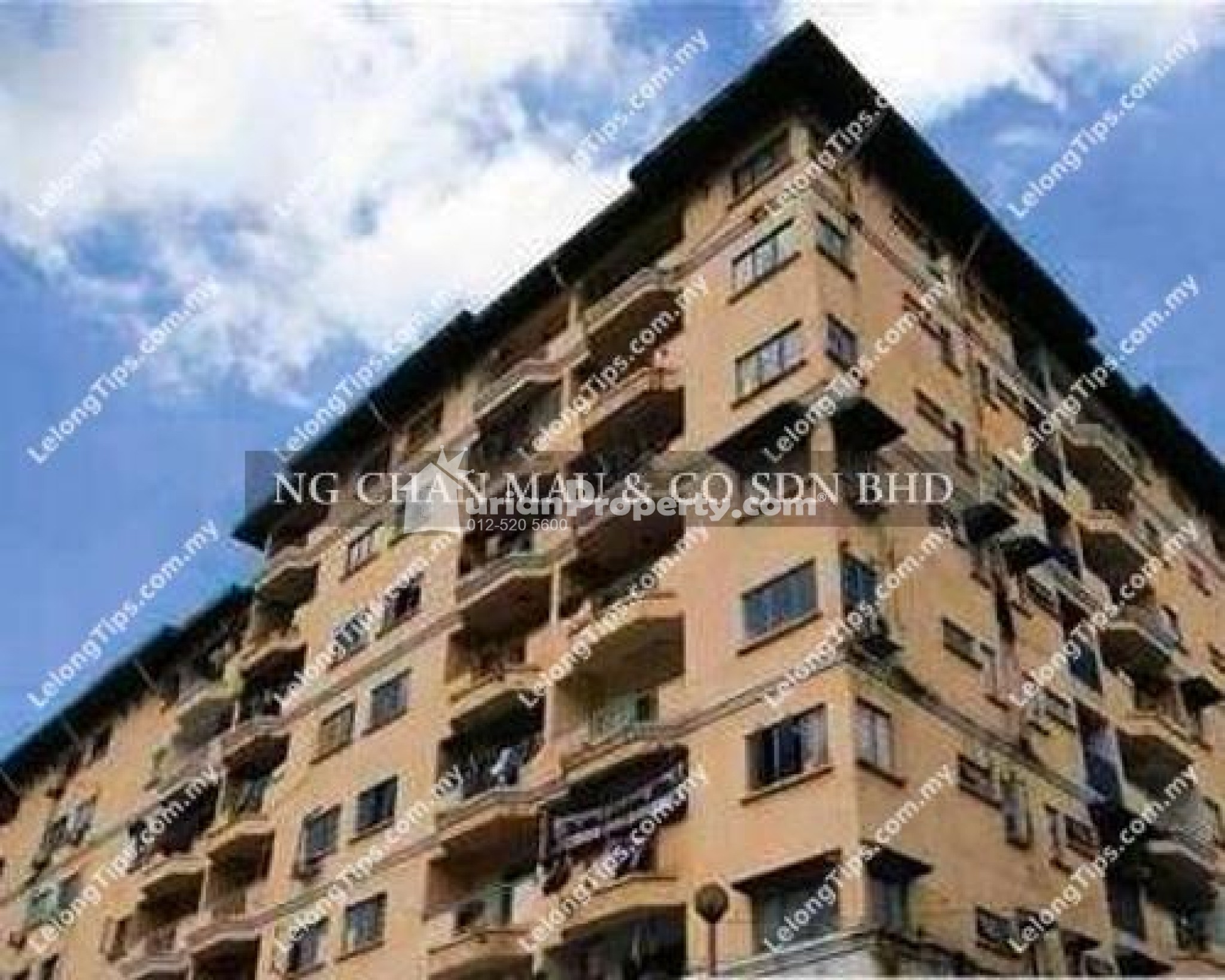 Apartment For Auction at Spectrum Apartment