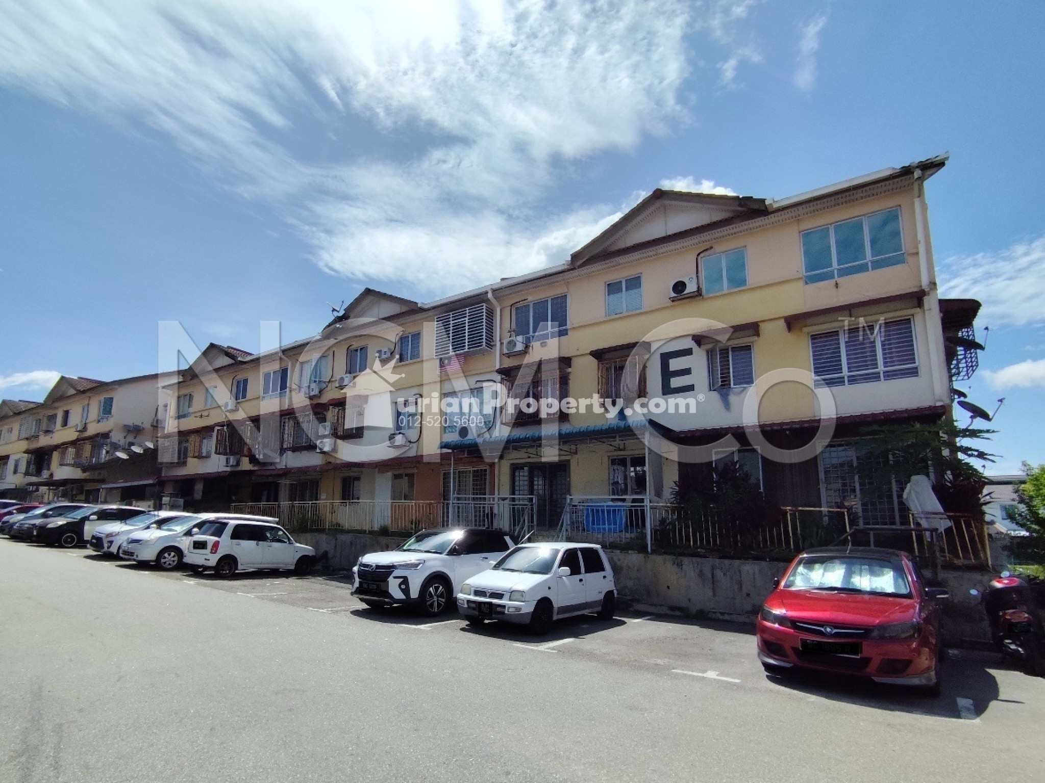 Apartment For Auction at Dahlia Apartment