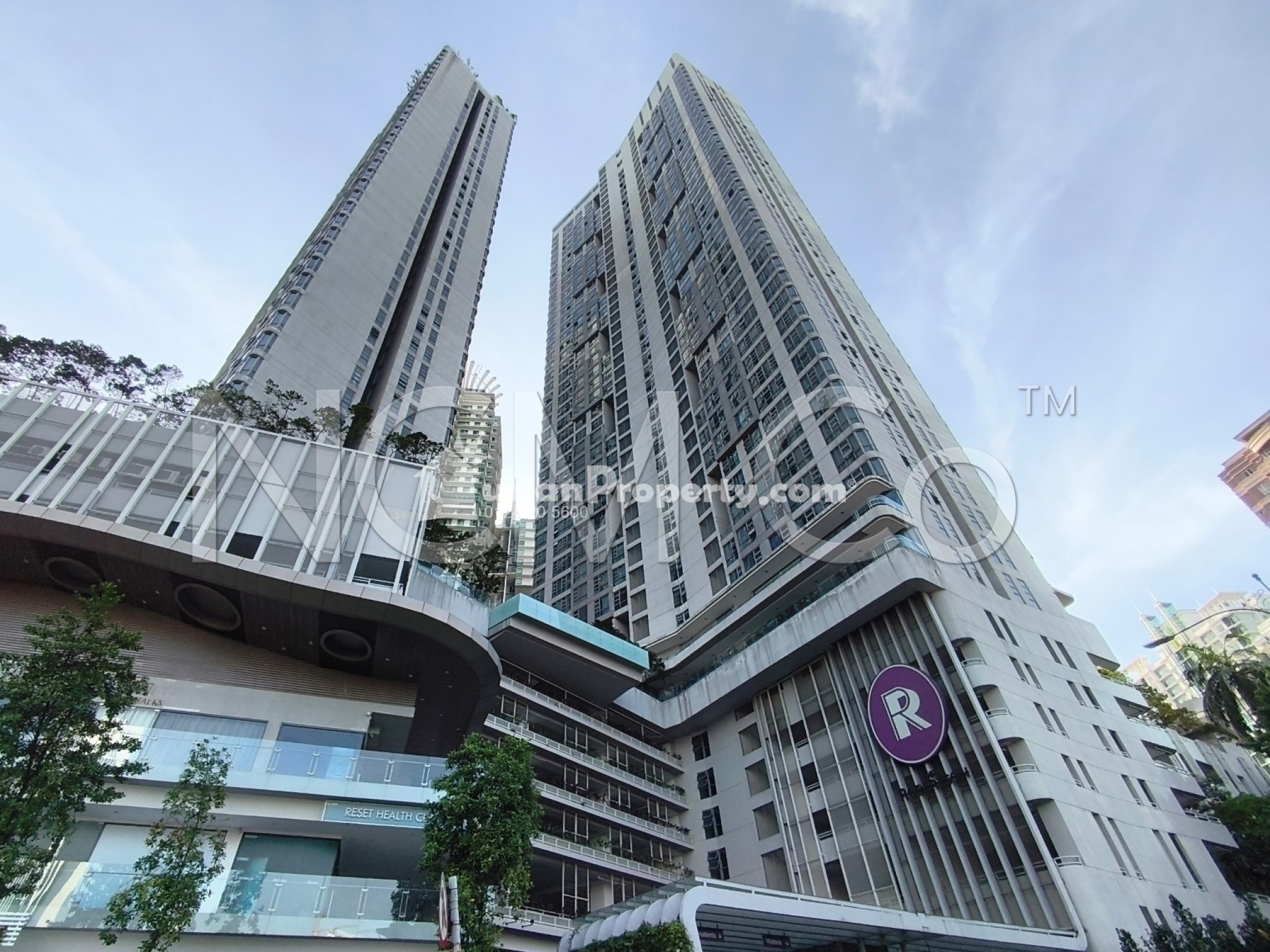 Serviced Residence For Auction at The Robertson