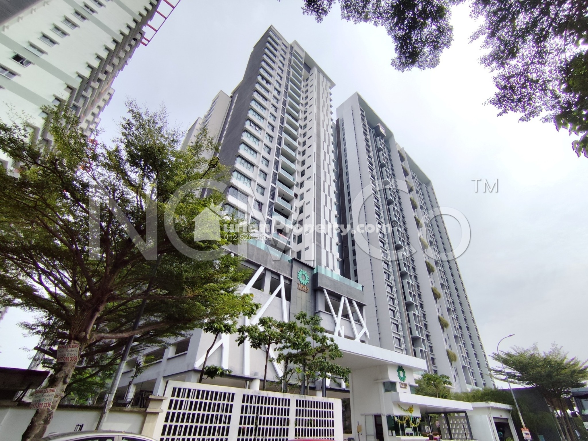 Serviced Residence For Auction at Twinz Residences