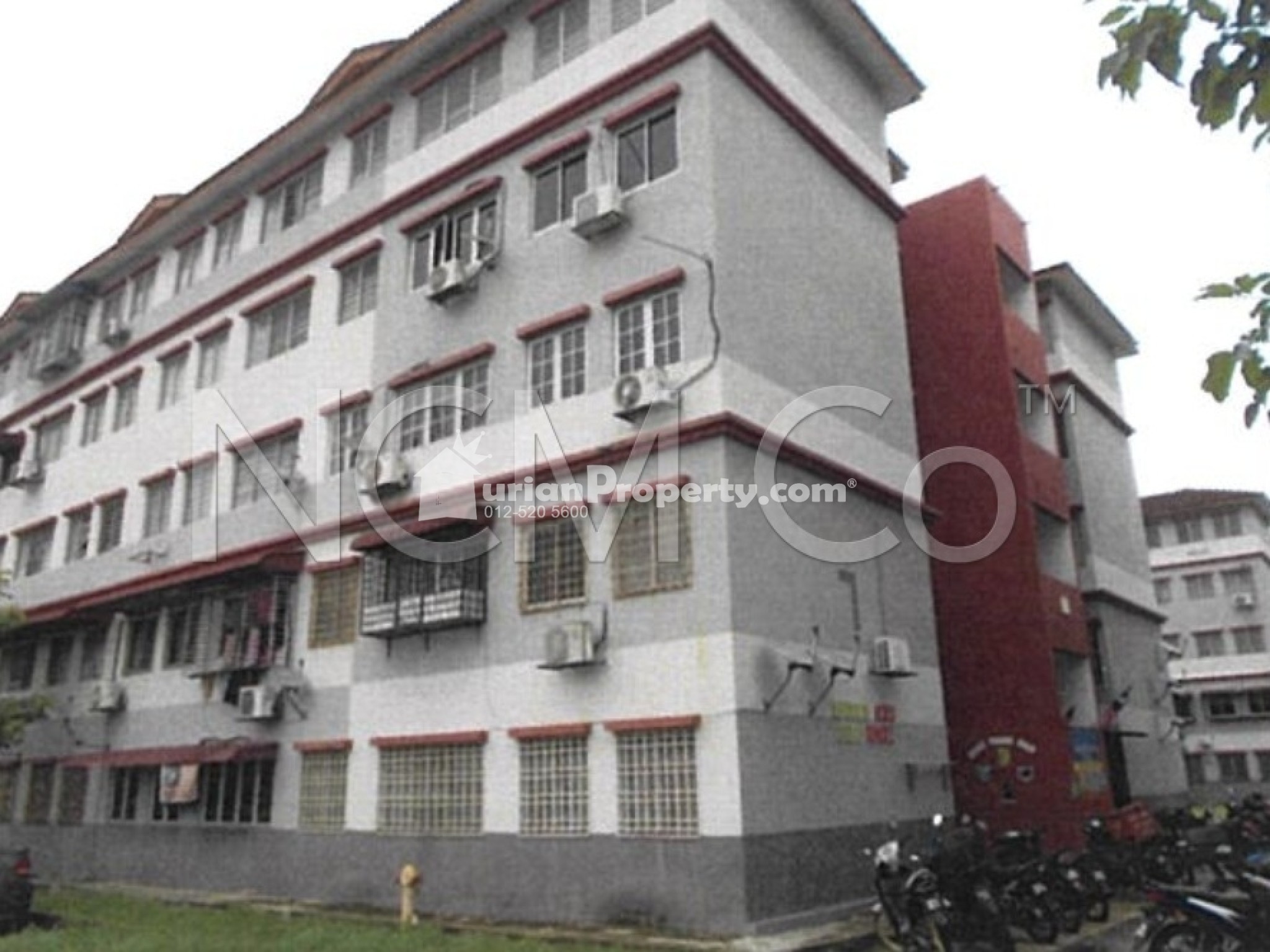 Apartment For Auction at Rumah Pangsa Impian