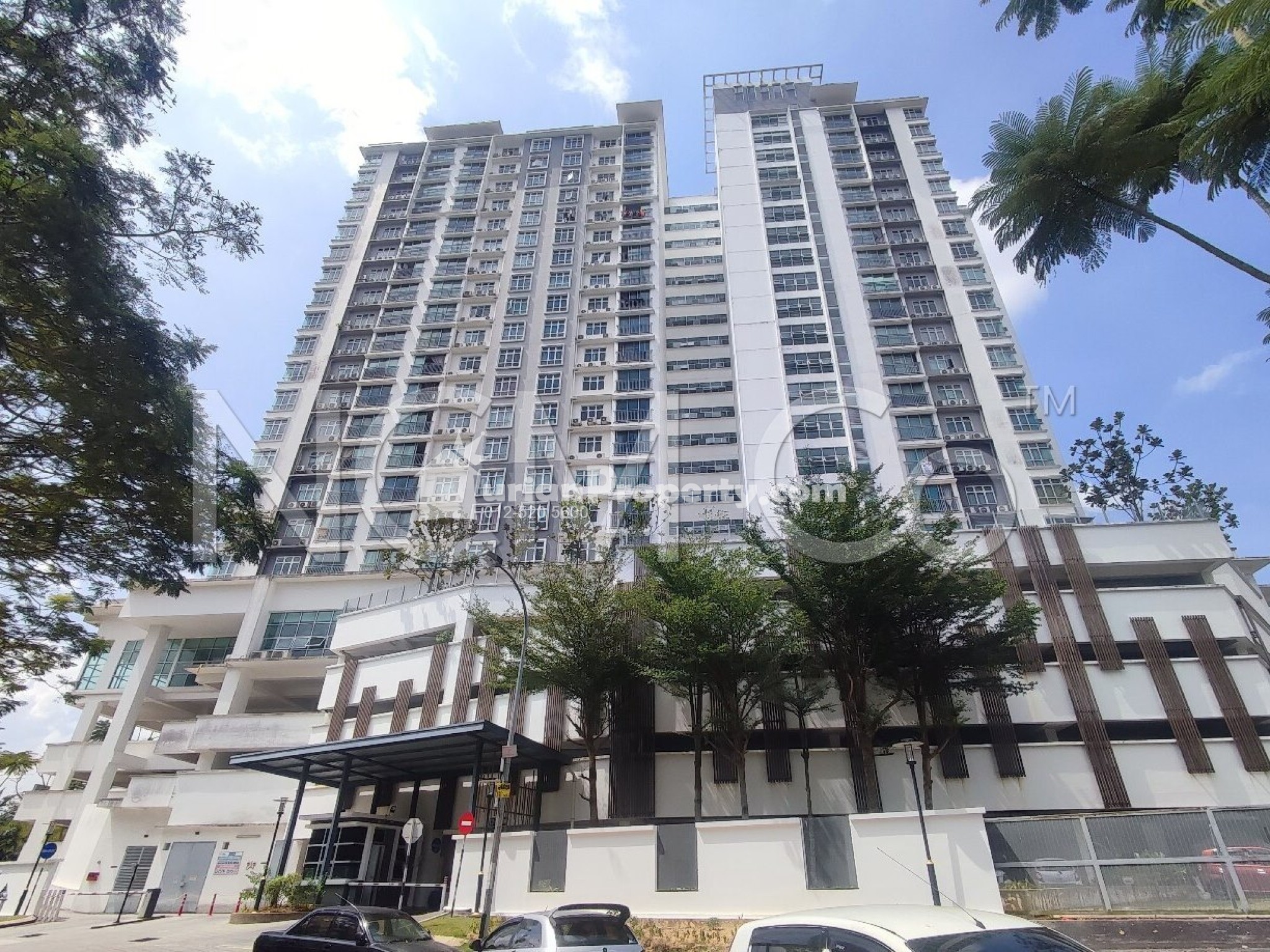 Apartment For Auction at D'Tasek Residences