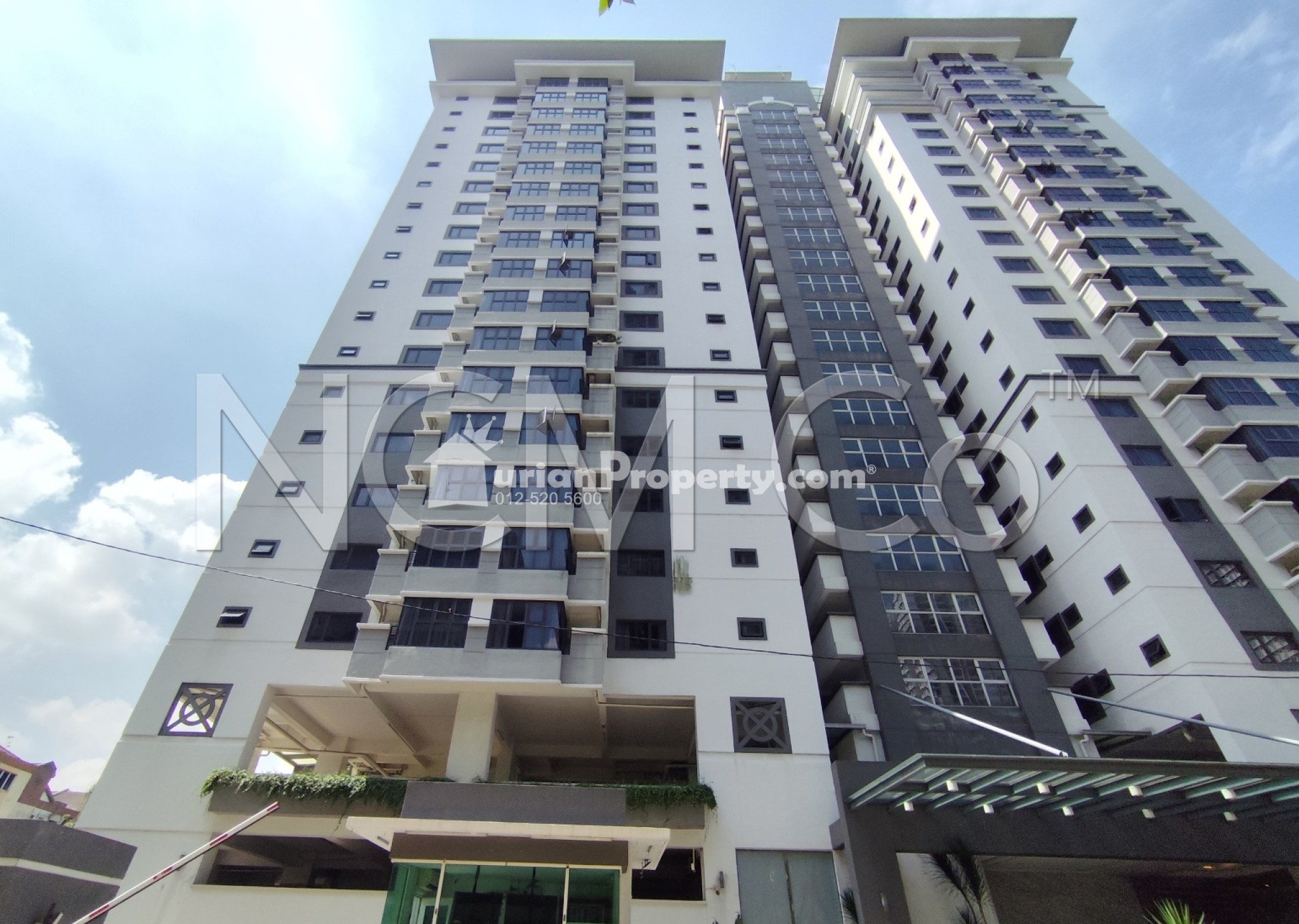 Condo For Auction at Royalle Condominium
