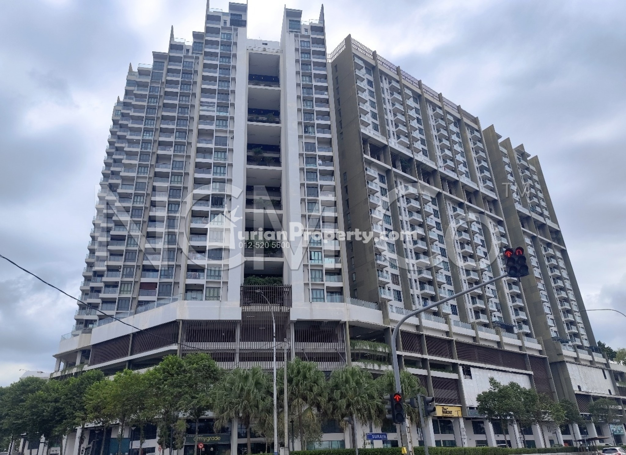 Serviced Residence For Auction at Univ 360 Place