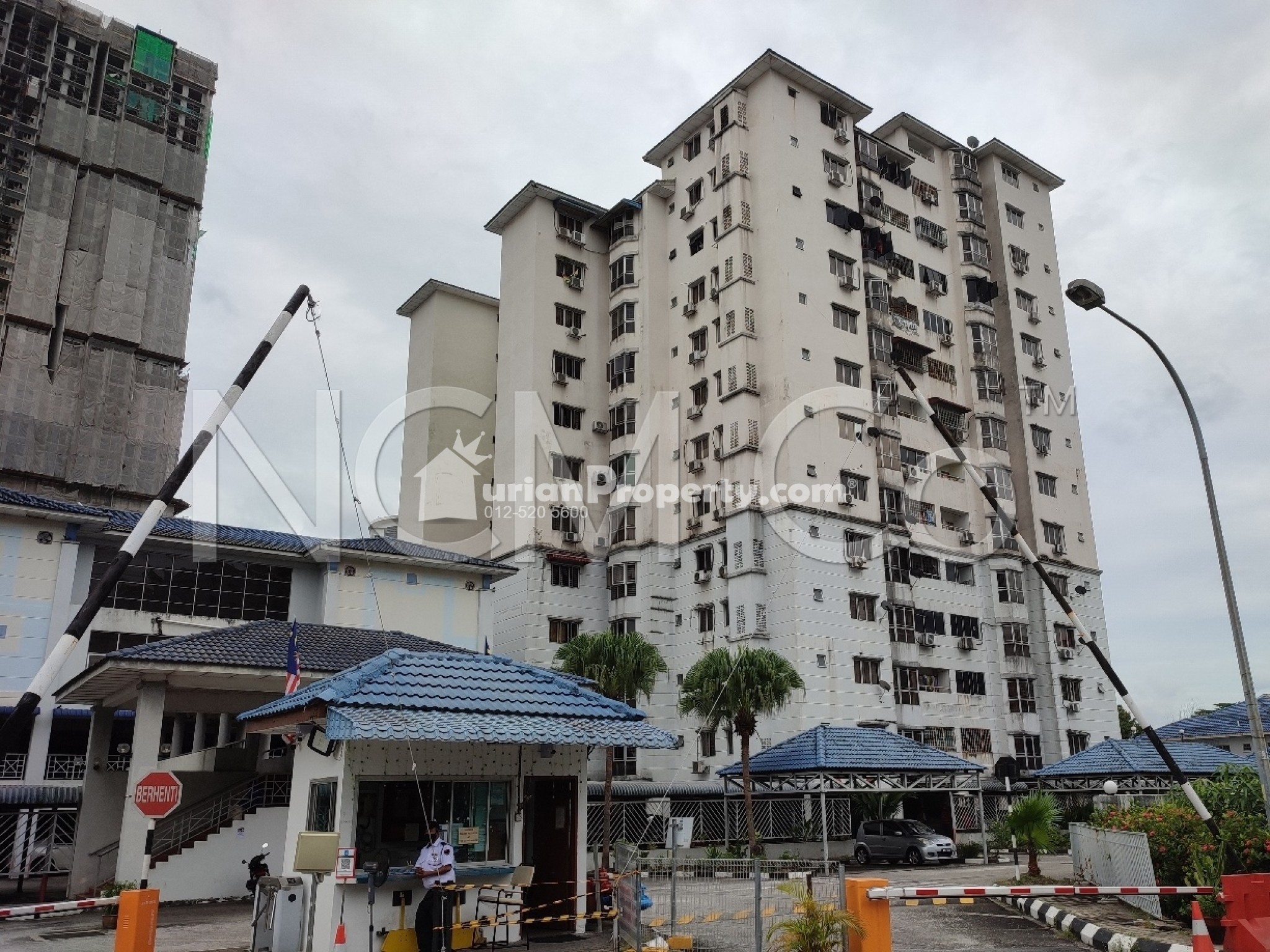Condo For Auction at Avant Court