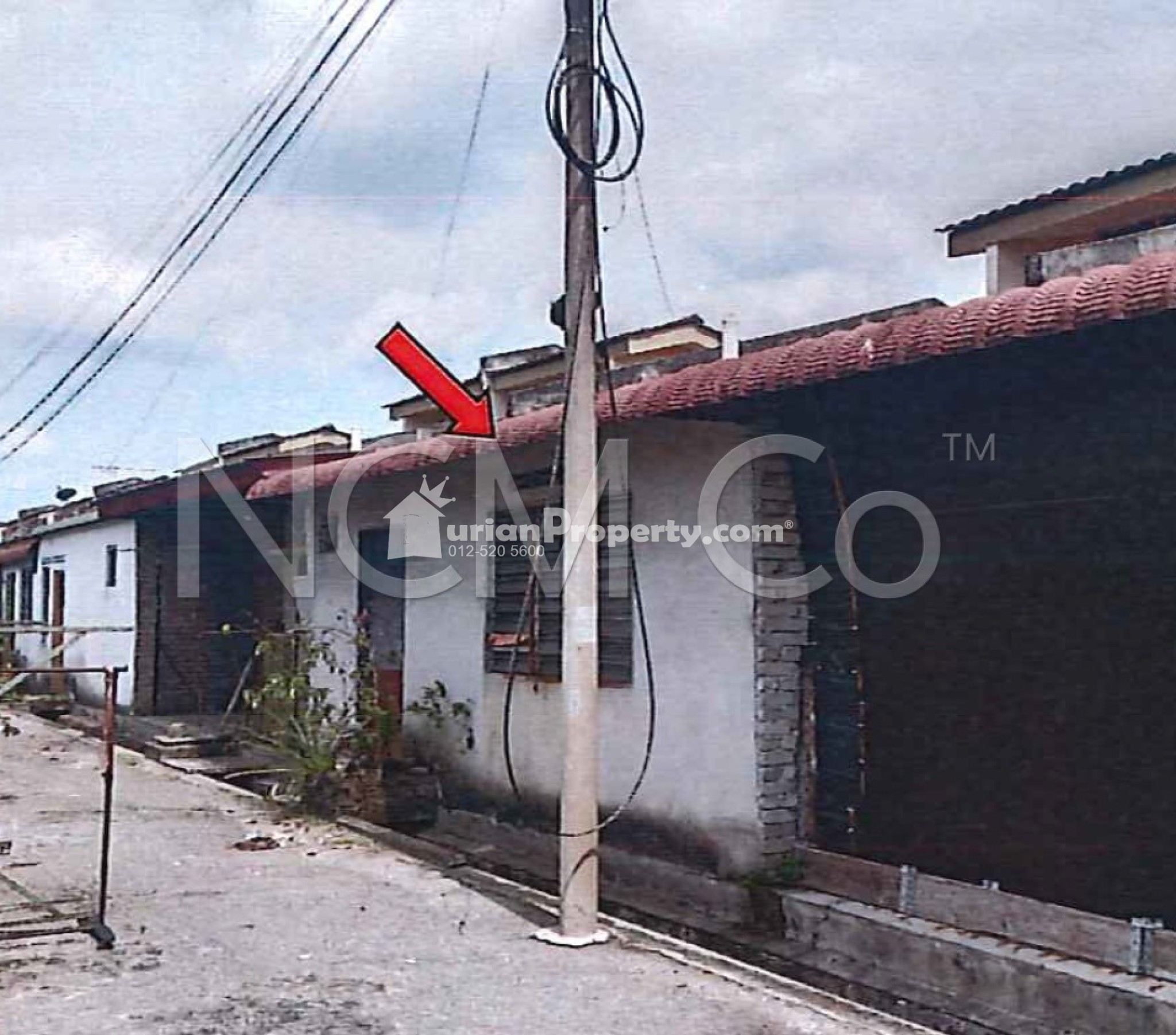 Terrace House For Auction at Taman Gerbang Siputeh Sari