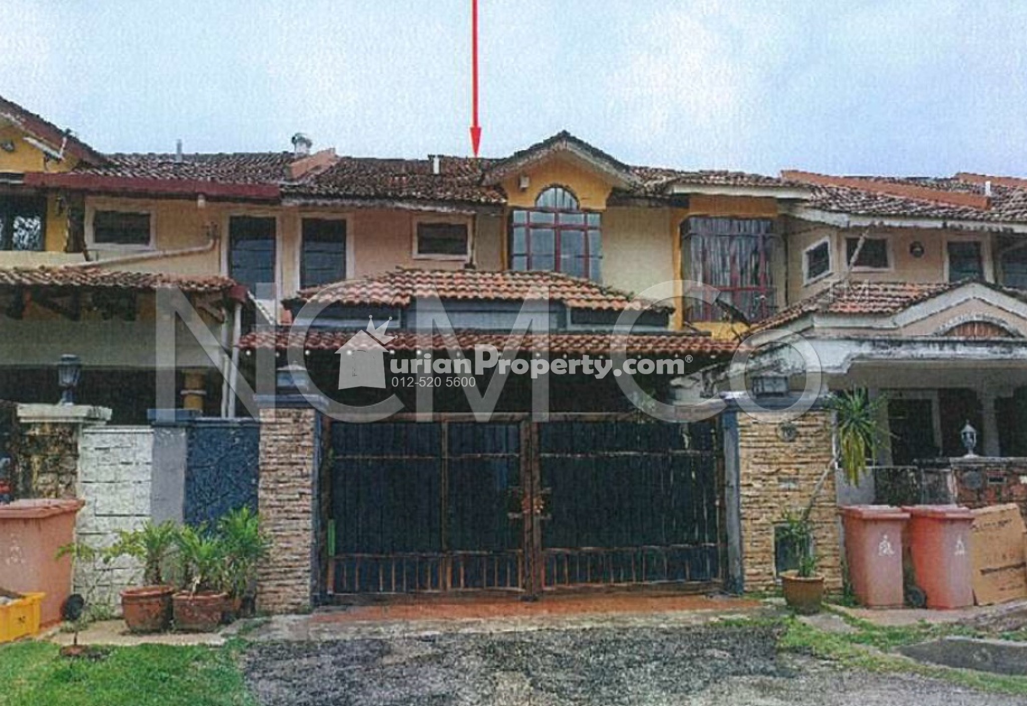 Terrace House For Auction at Damansara Emas