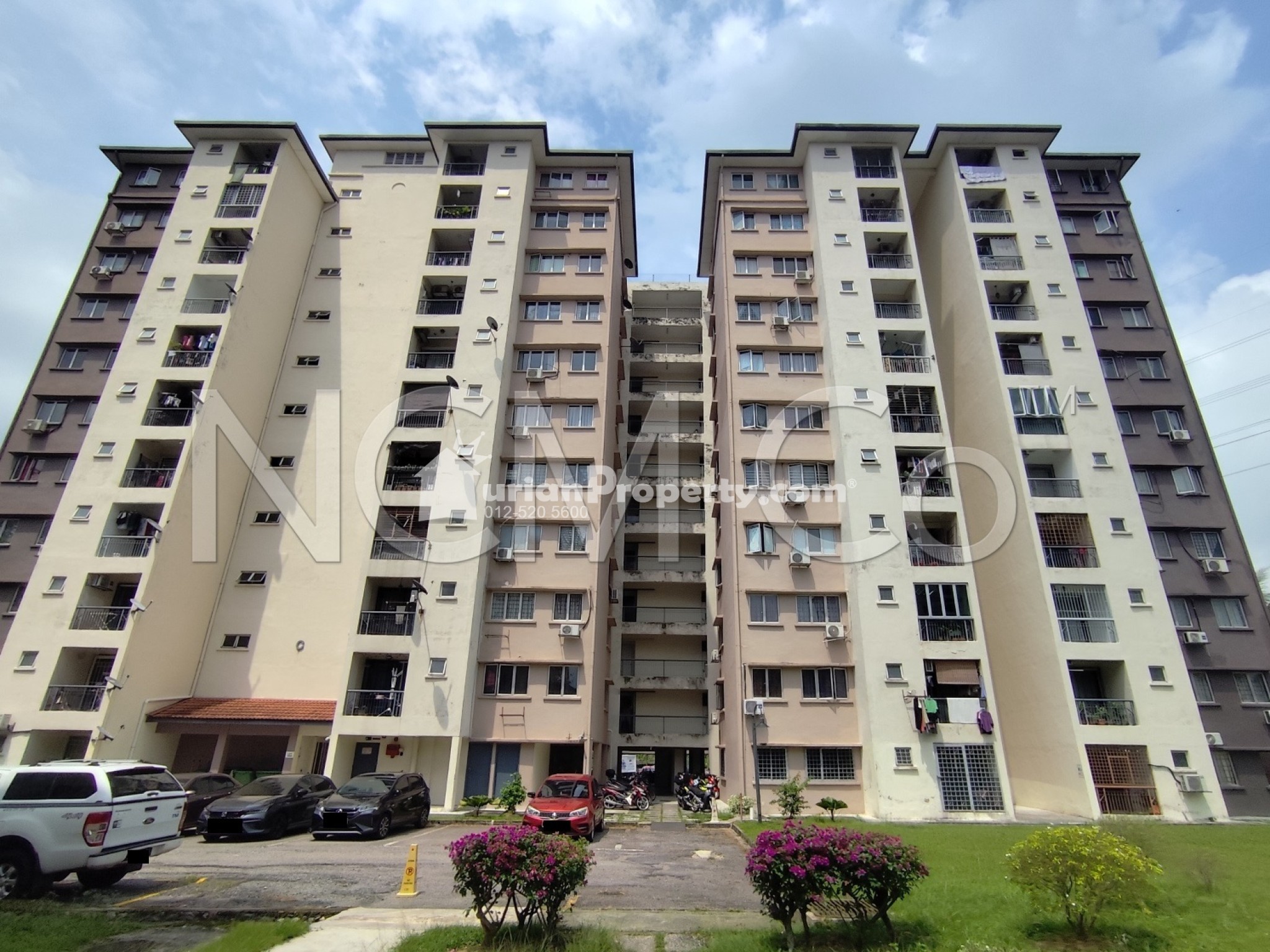 Apartment For Auction at Sri Damansara Court