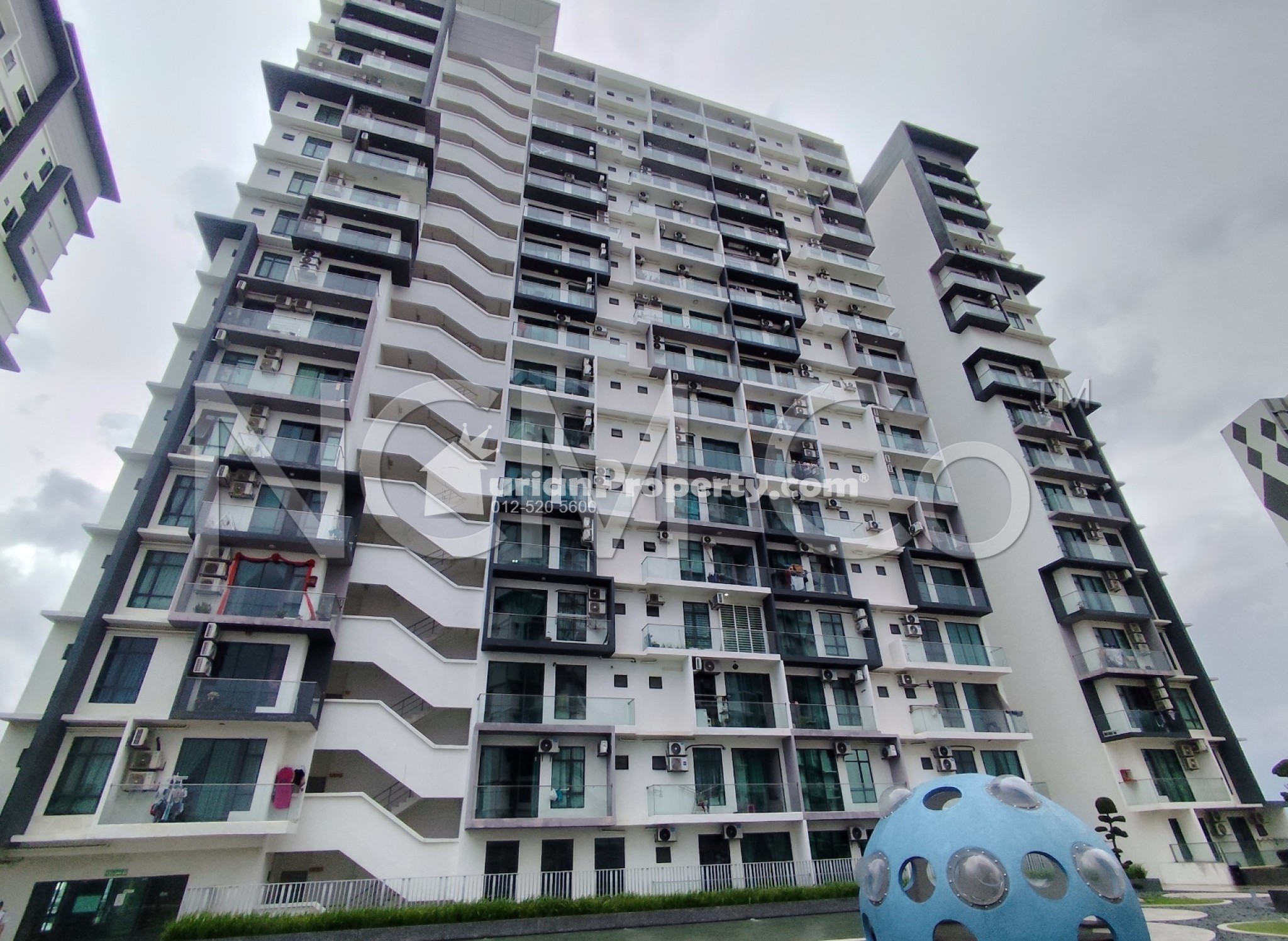 Serviced Residence For Auction at The Maple Residences