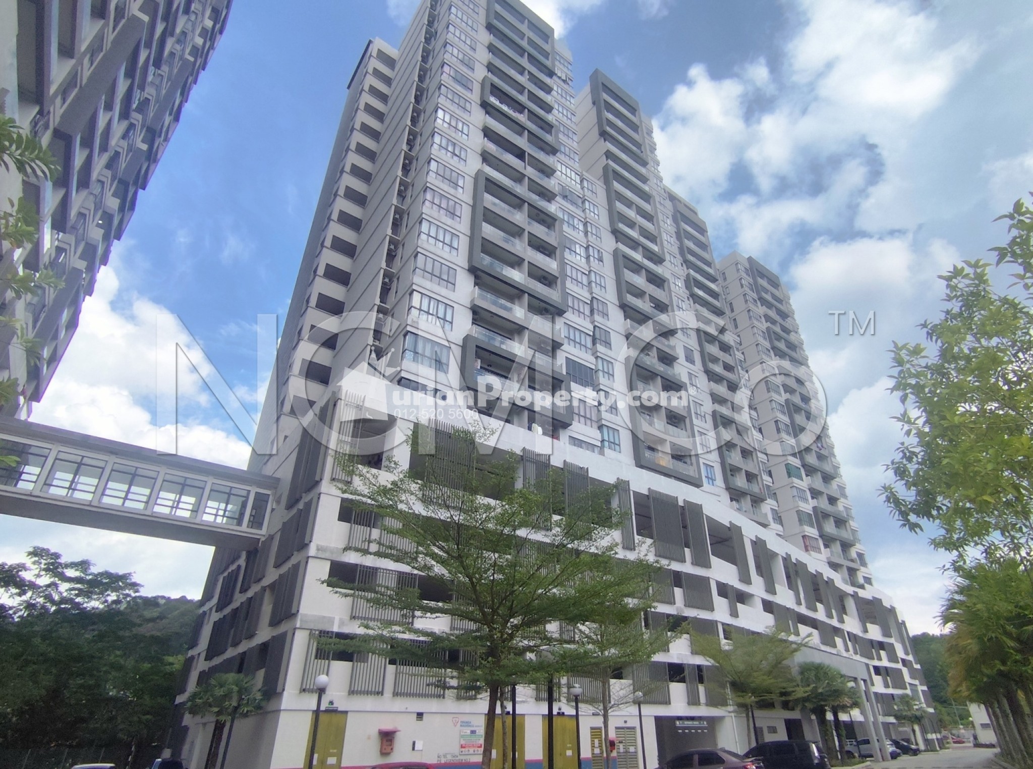 Apartment For Auction at LegendView Condominium
