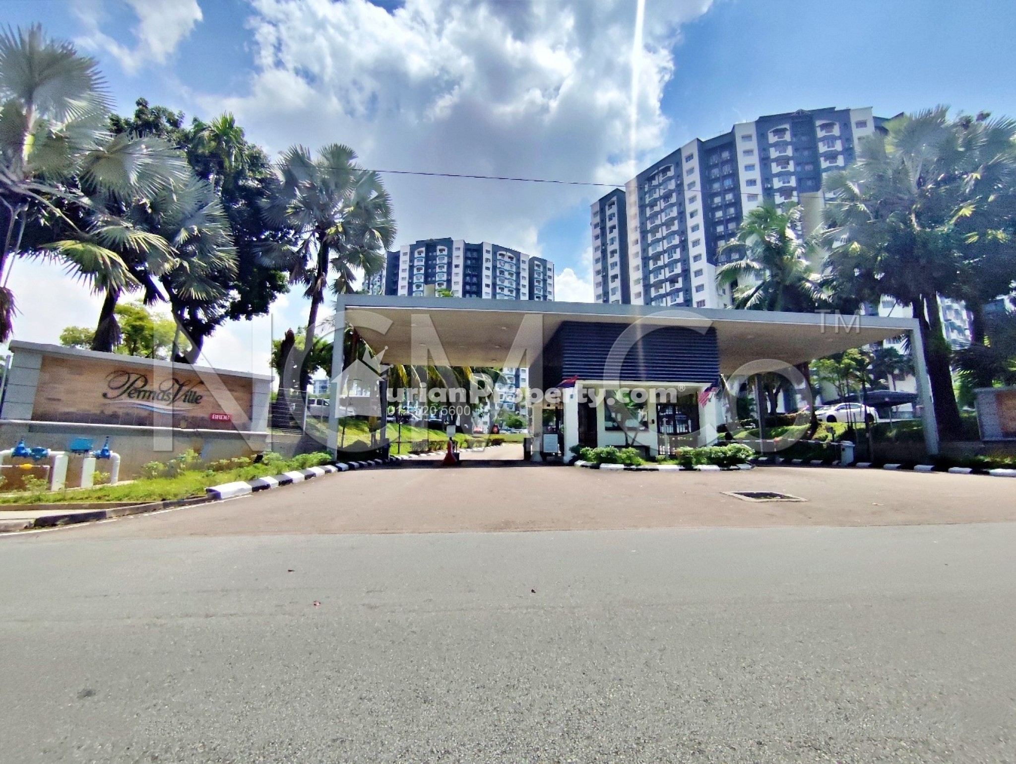 Apartment For Auction at Permas Ville