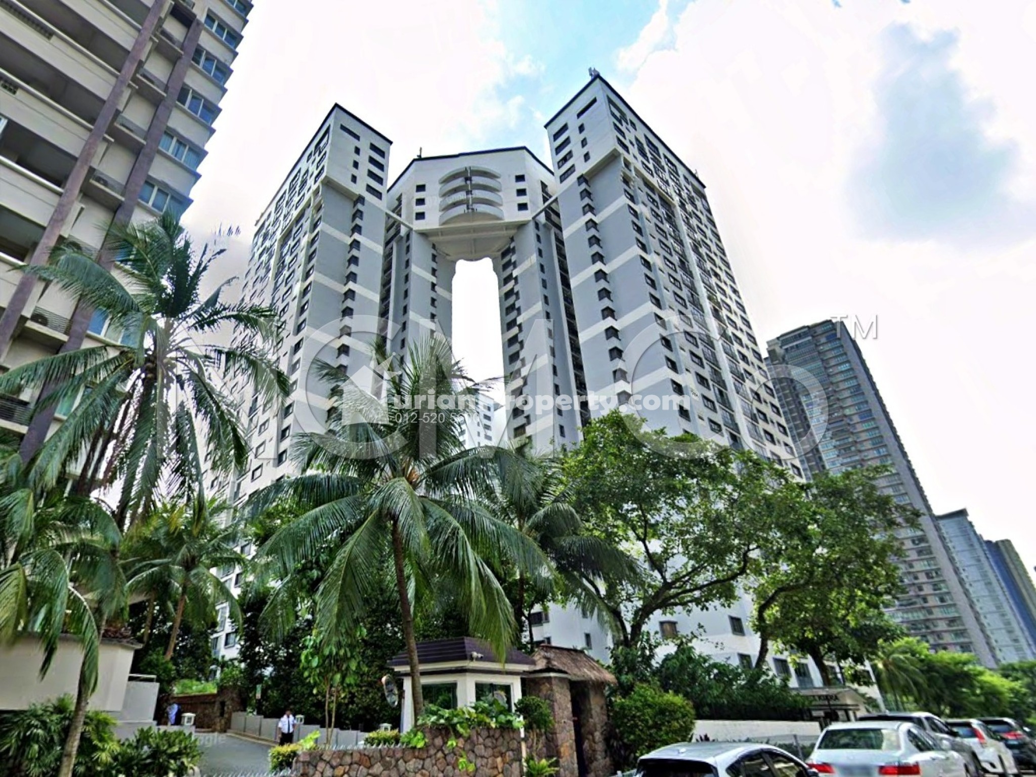 Condo For Auction at Vista Kiara