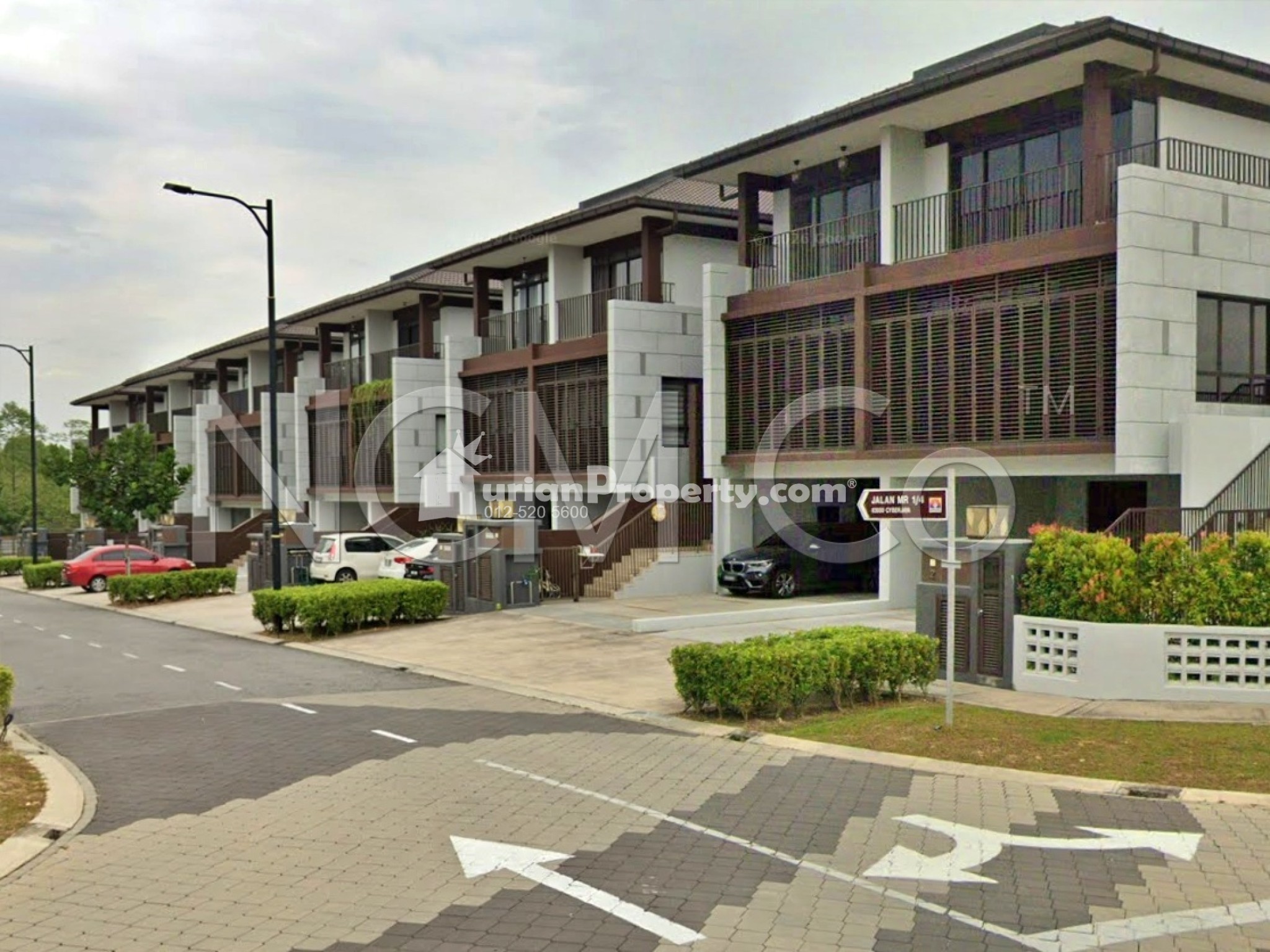 Terrace House For Auction at The Mulia Residence