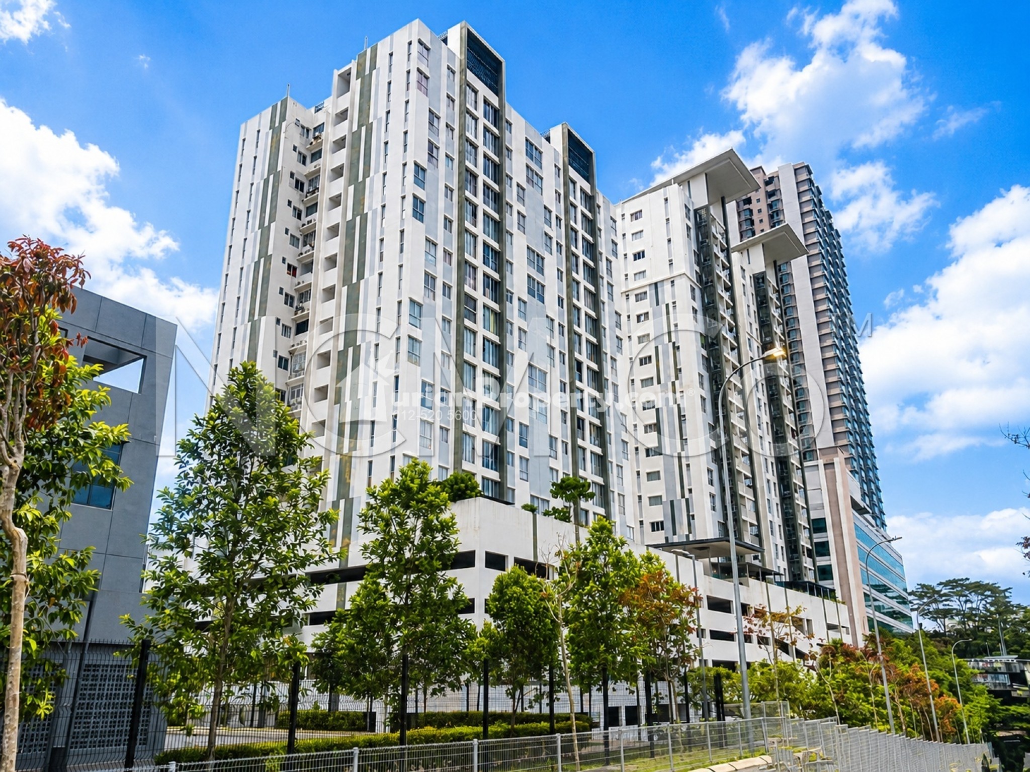 Condo For Auction at The Sanderson