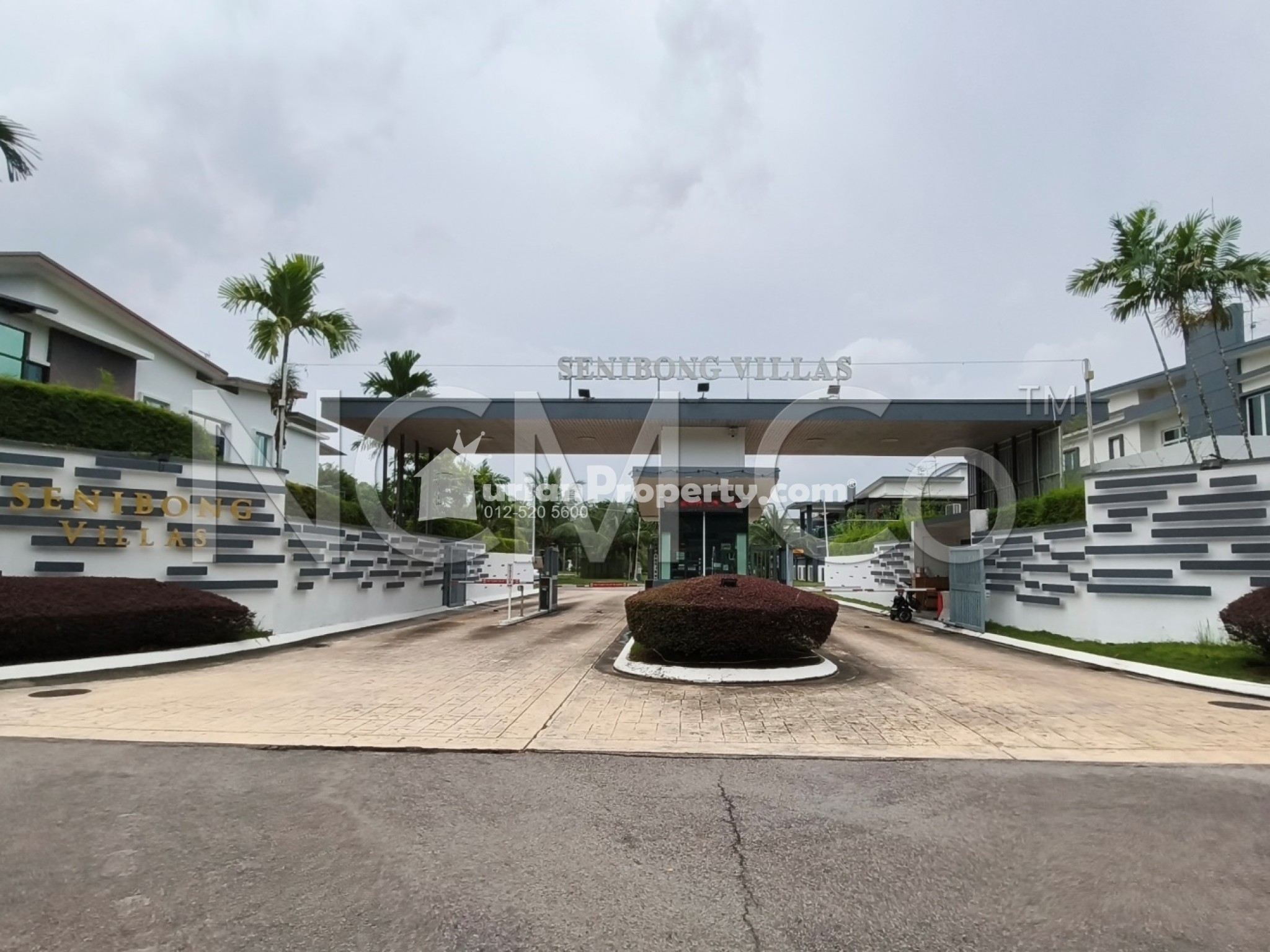 Terrace House For Auction at Taman Cahaya Kota Putri
