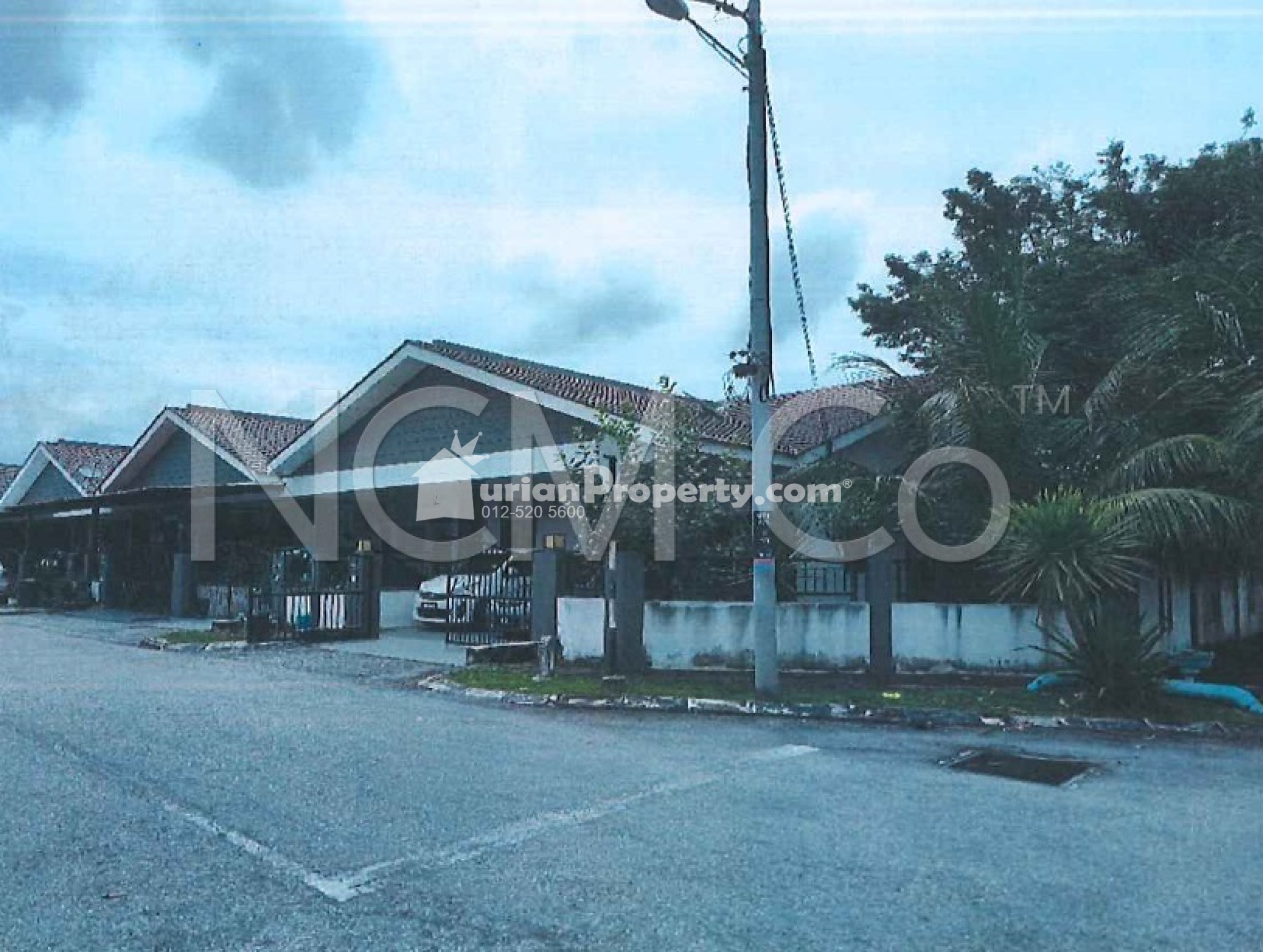 Terrace House For Auction at Taman Manjung Point