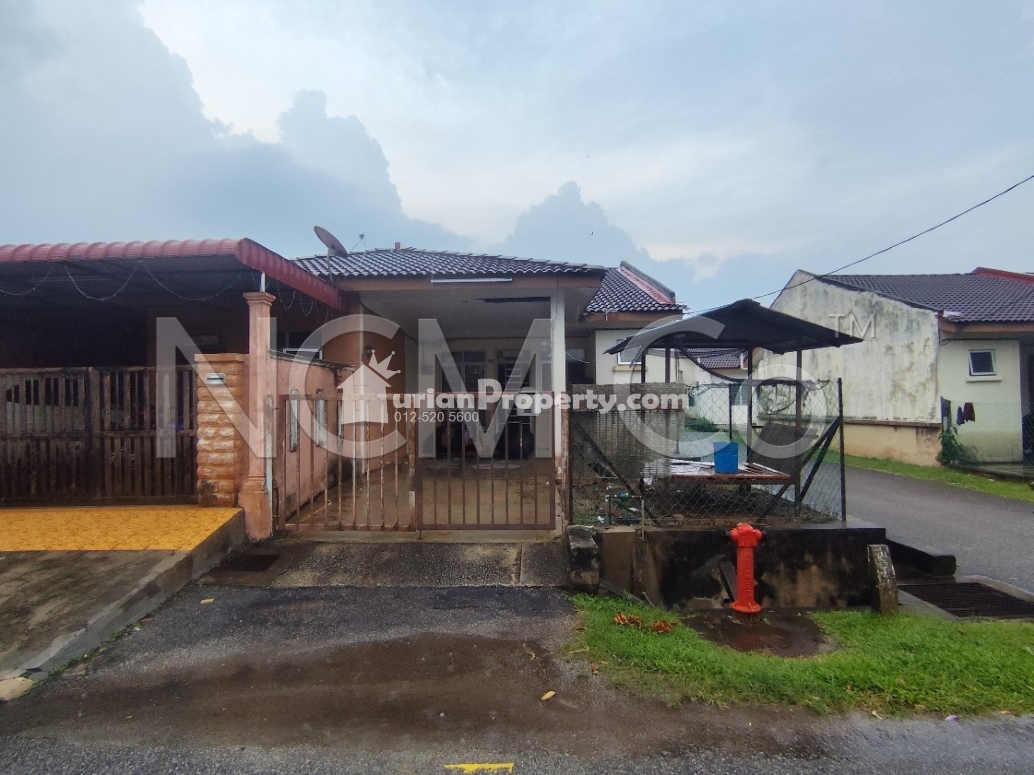 Terrace House For Auction at Taman Aman Perwira