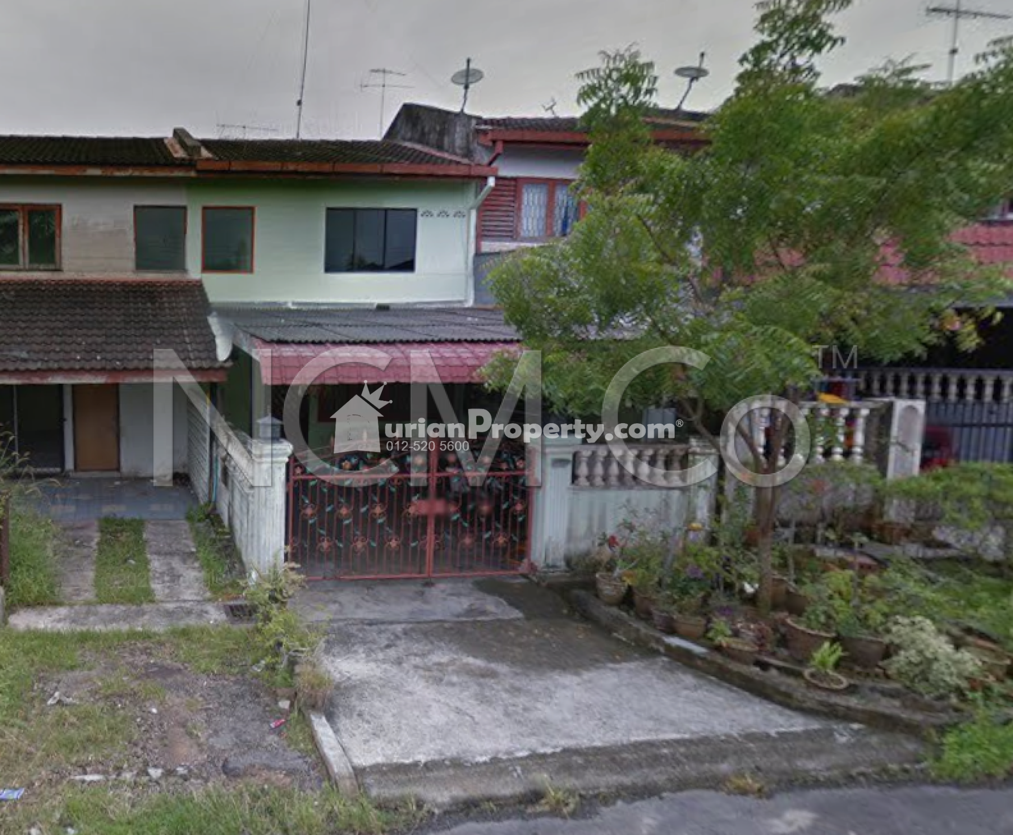 Terrace House For Auction at Taman Kluang Barat