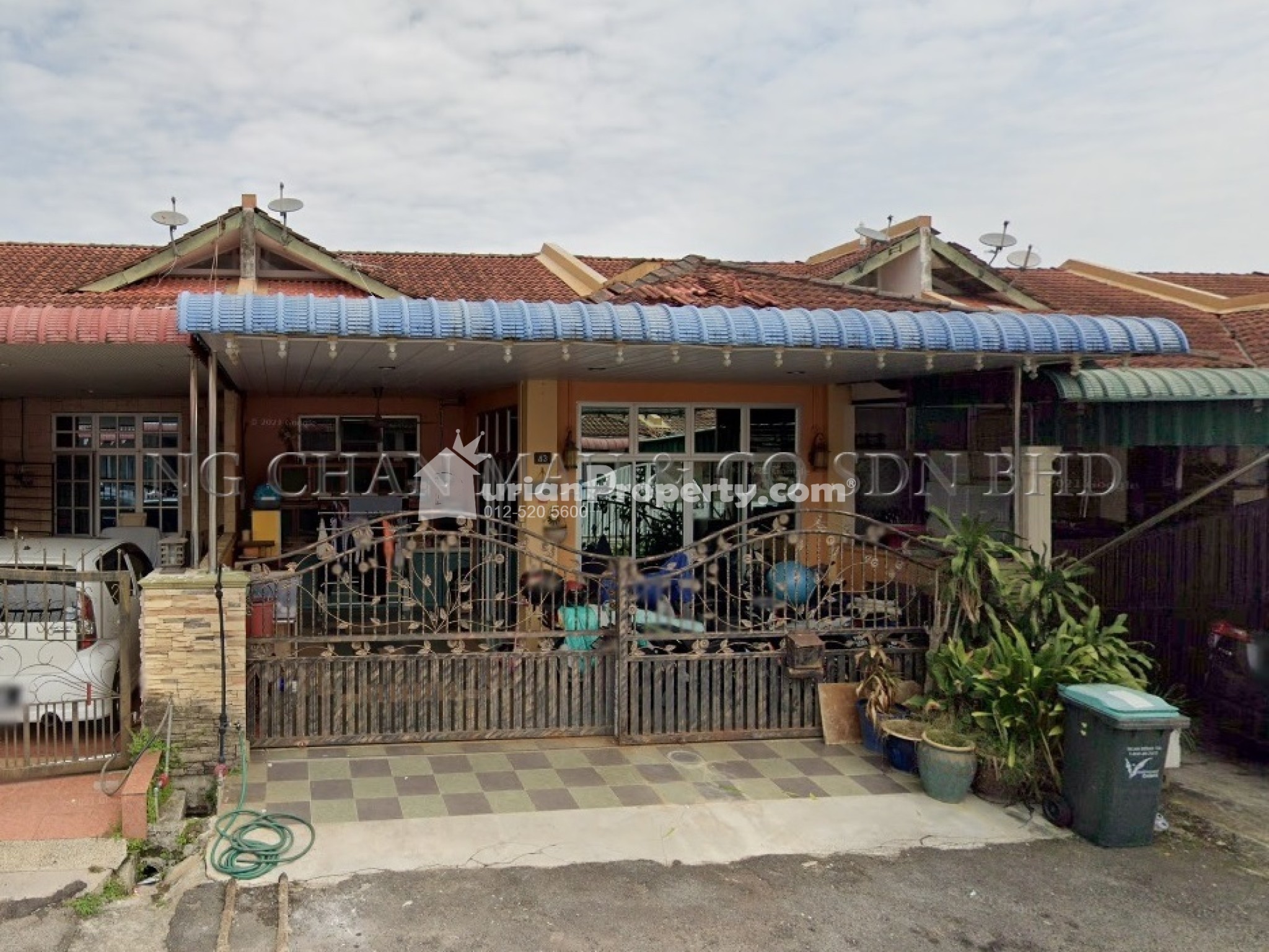 Terrace House For Auction at Ambangan Heights
