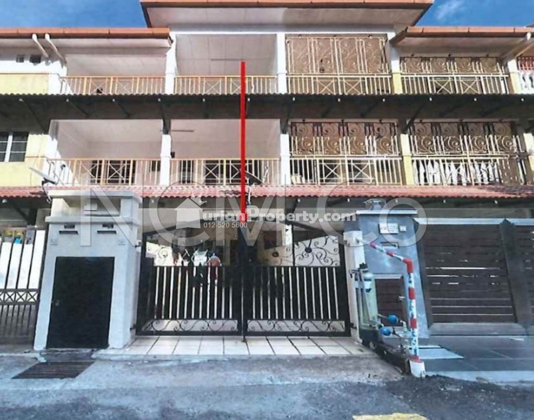 Terrace House For Auction at Taman Sri Kuching