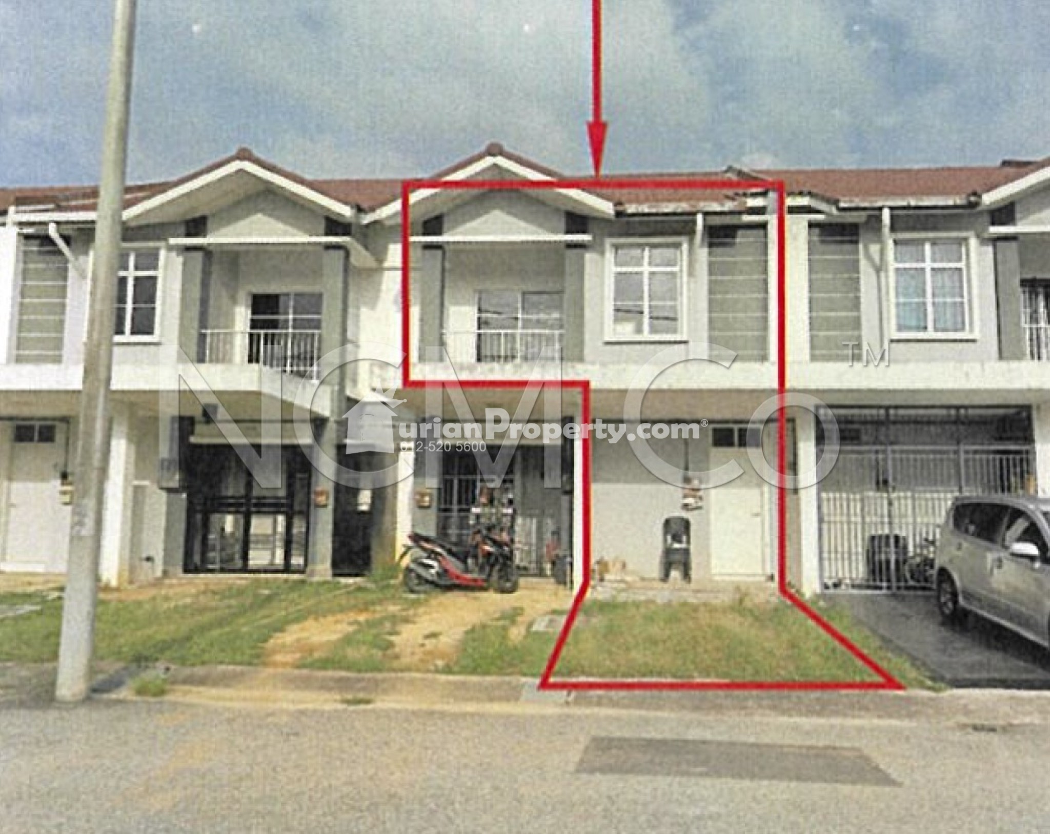 Terrace House For Auction at Kota Puteri