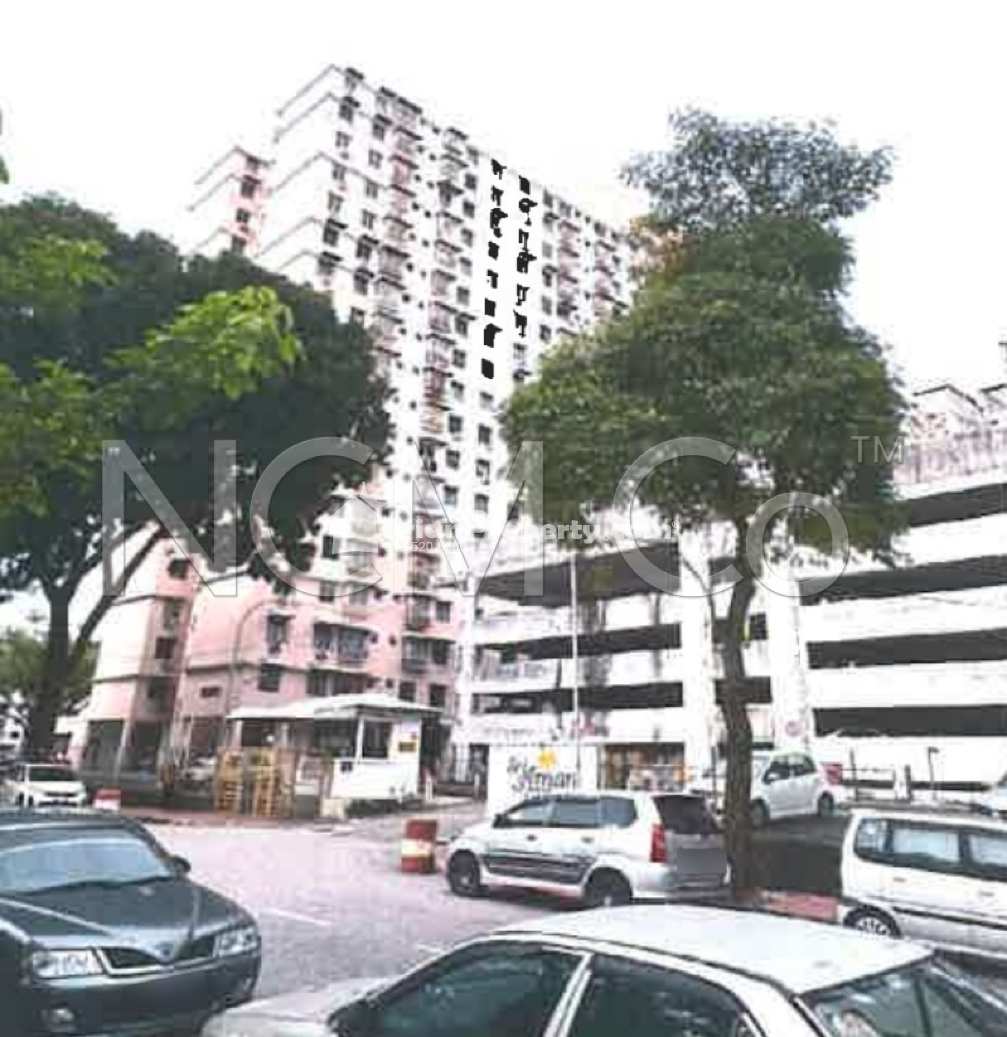 Apartment For Auction at Sri Aman Apartment